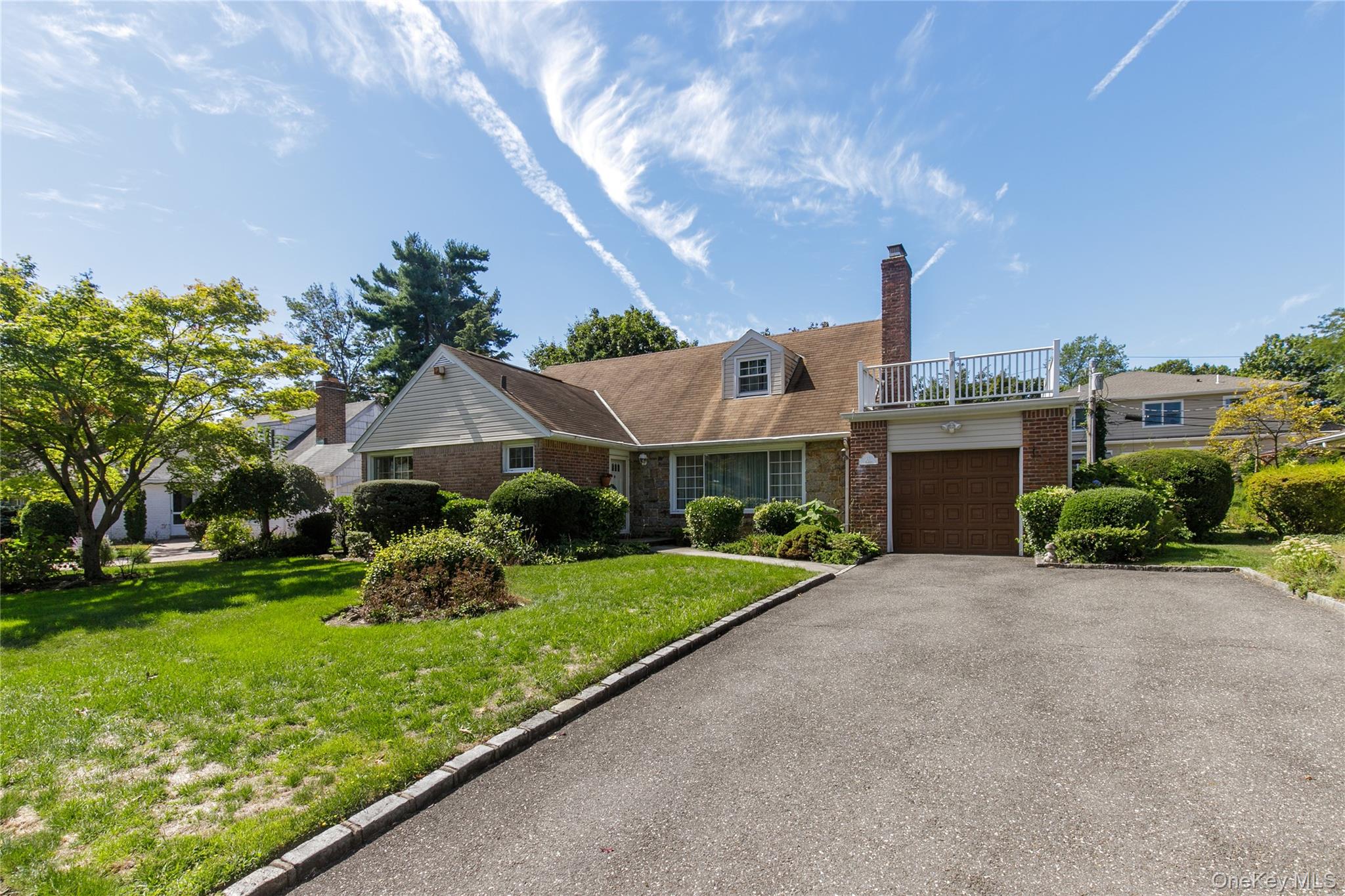 #1 photo, 13 Linda Road, ناسو Port Washington , NY 11050