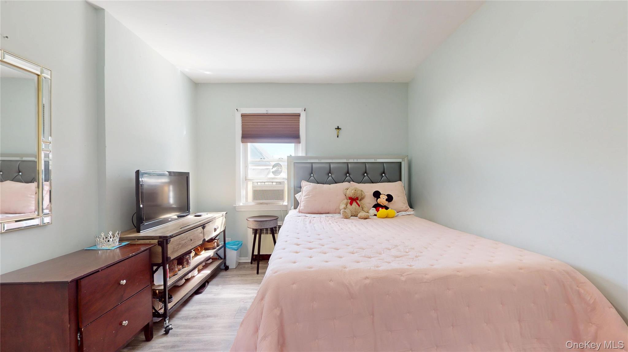 #11 photo, 40 Wagner Avenue, Roosevelt , NY 11575