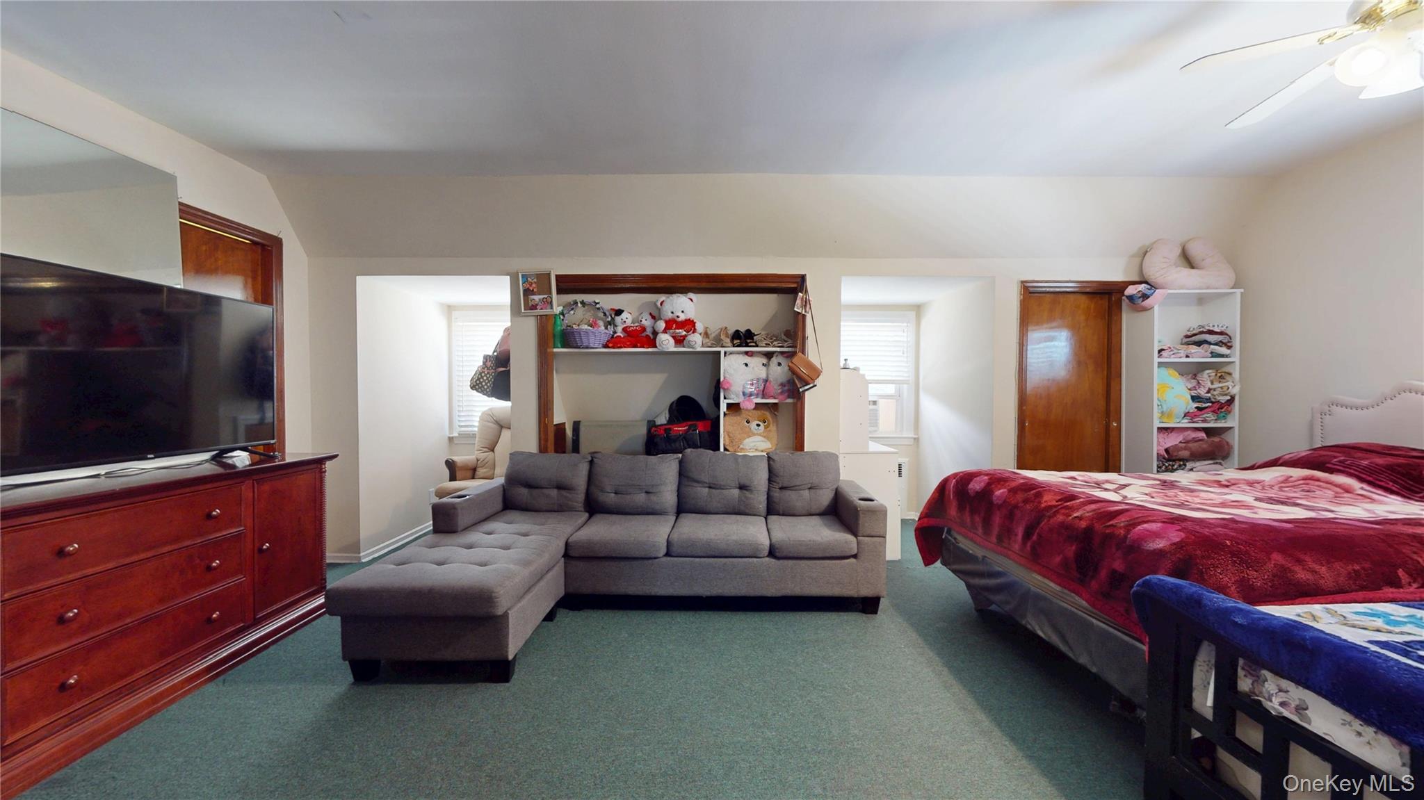 #20 photo, 40 Wagner Avenue, Roosevelt , NY 11575