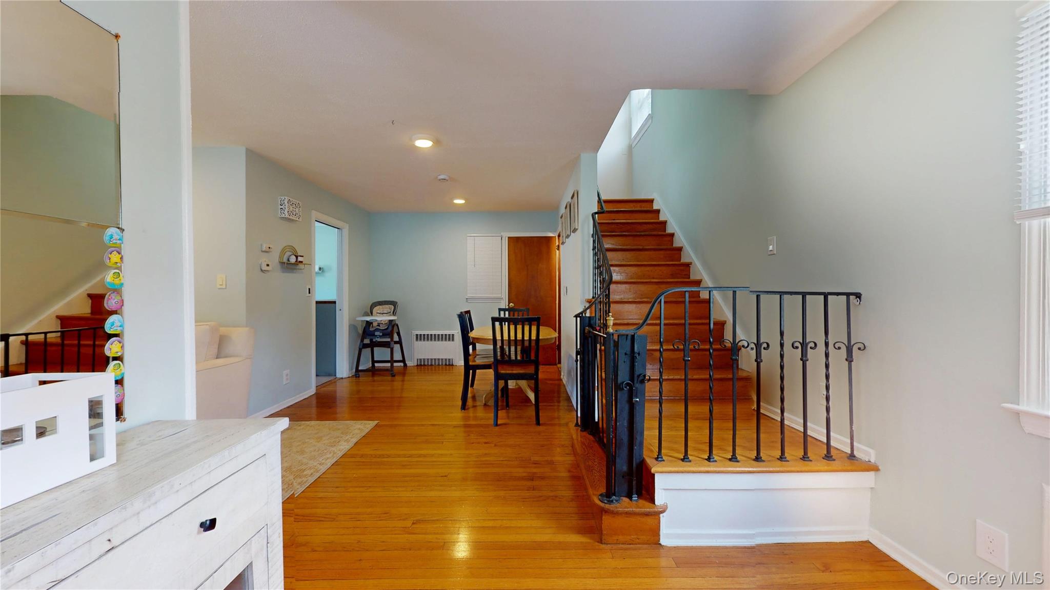 #4 photo, 40 Wagner Avenue, Roosevelt , NY 11575