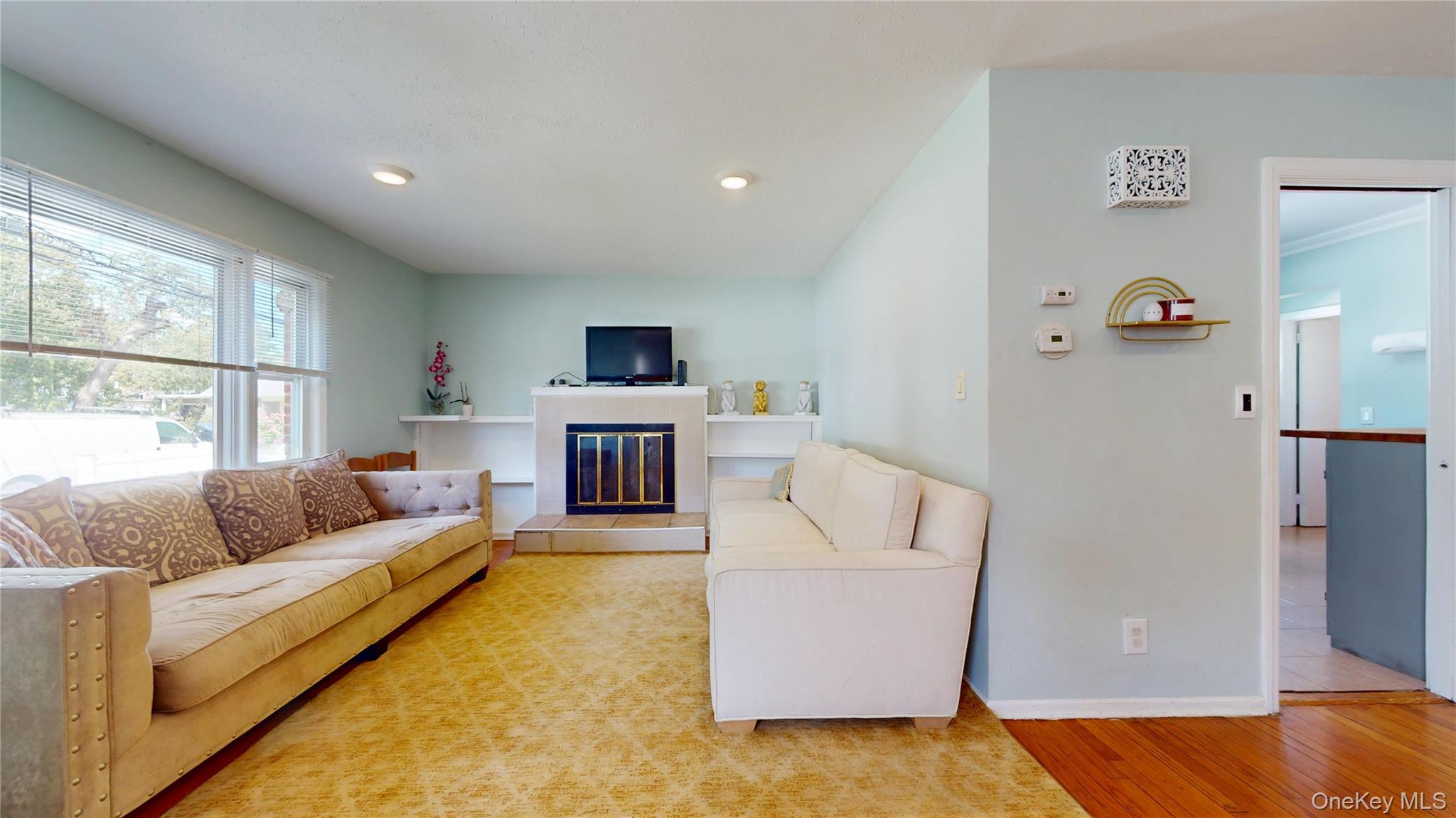 #5 photo, 40 Wagner Avenue, Roosevelt , NY 11575