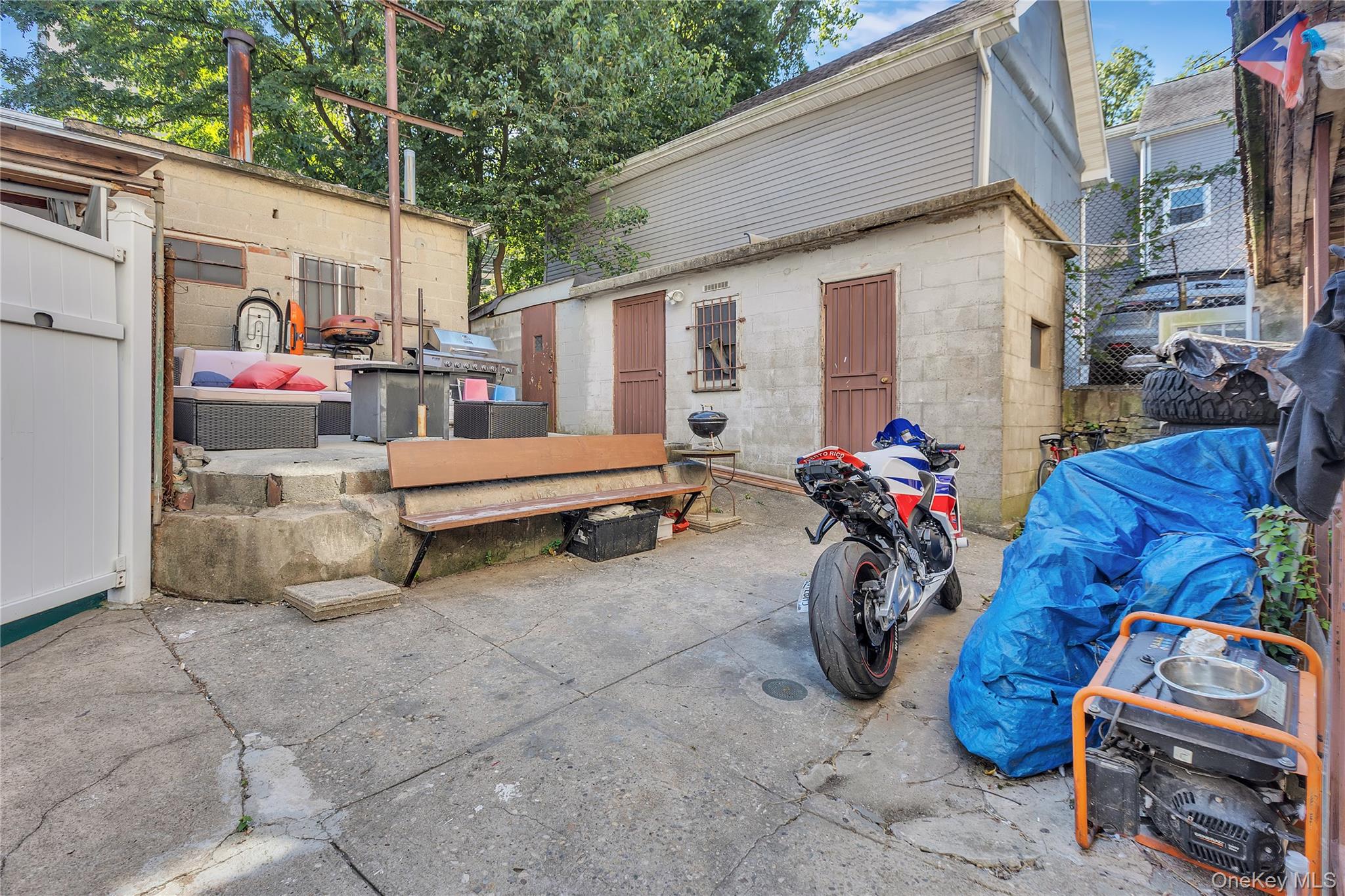 #2 photo, 158 Beech Street, Yonkers , NY 10701