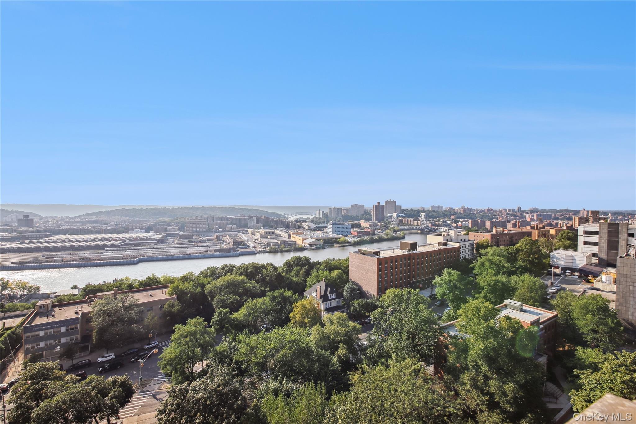 #6 photo, 5 Fordham Hill Oval, ブロンクス区 Bronx , NY 10468