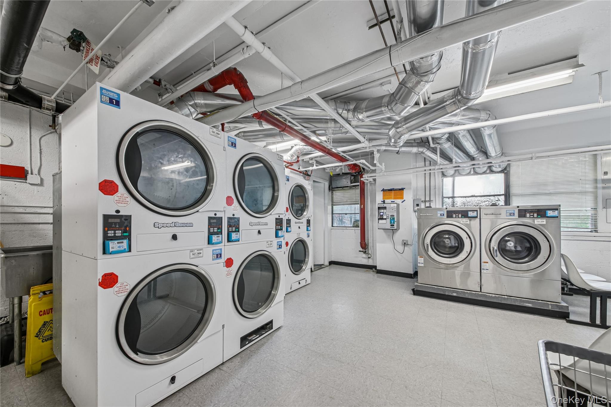 #9 photo, 5 Fordham Hill Oval, ブロンクス区 Bronx , NY 10468