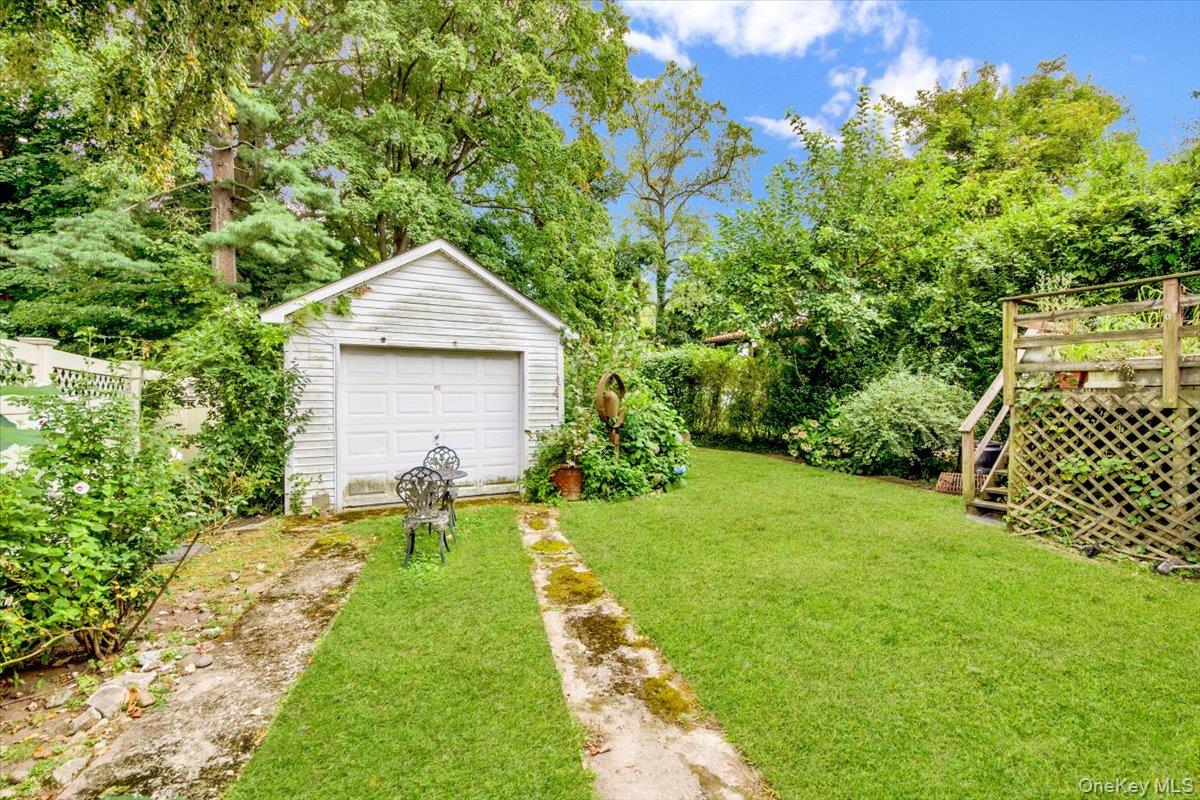 #4 photo, 2 Valois Place, Mount Vernon , NY 10552