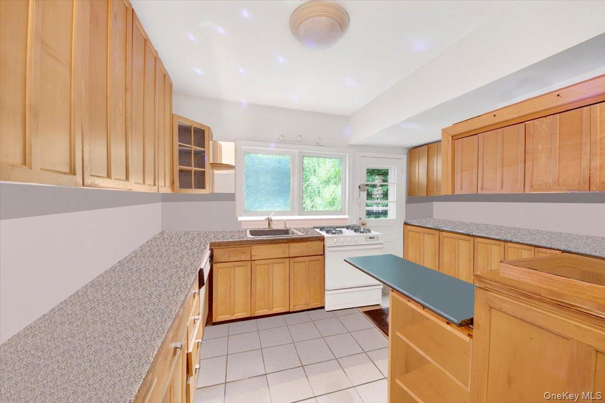 #9 photo, 2 Valois Place, Mount Vernon , NY 10552