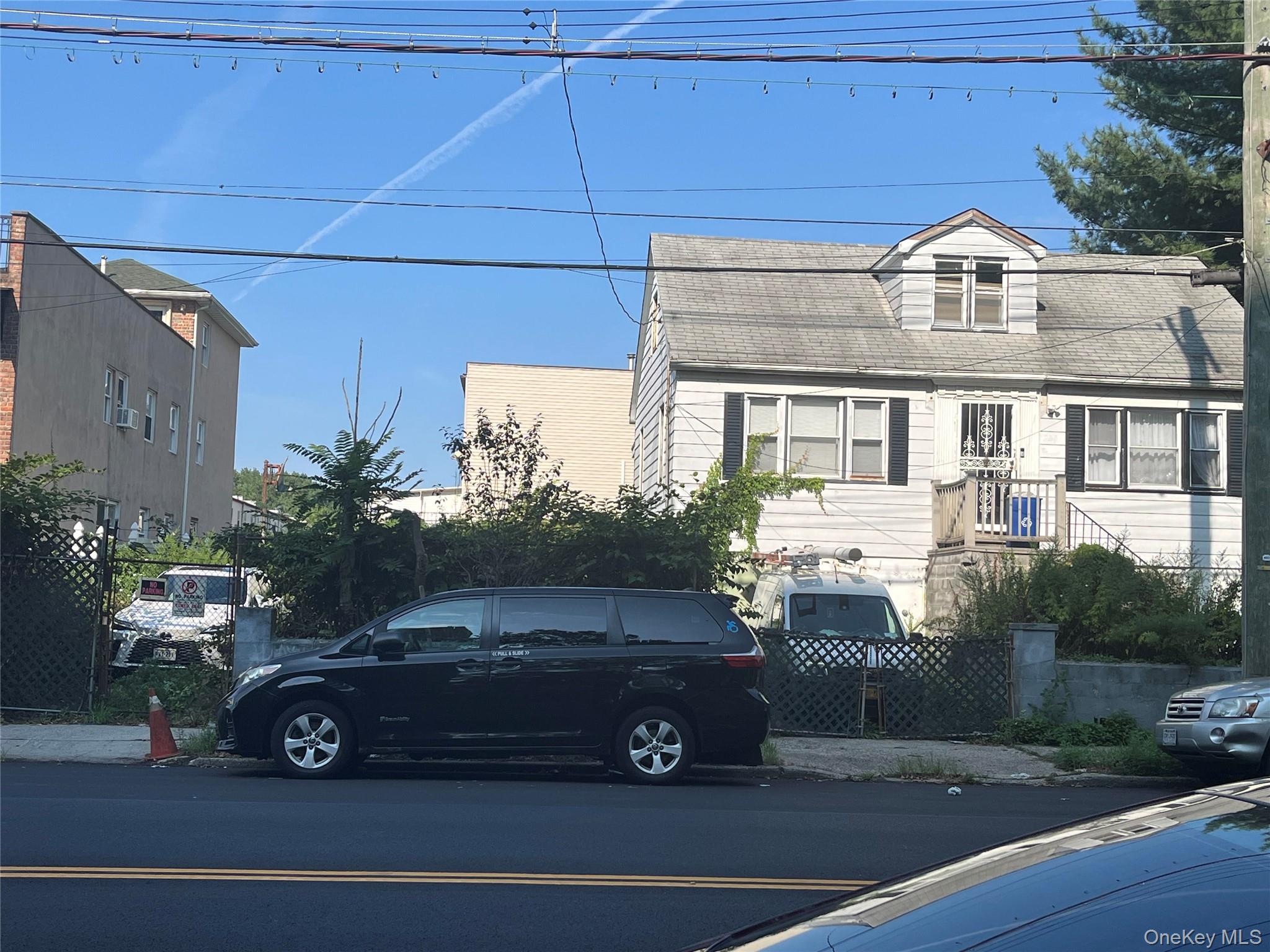 #1 photo, 595 Olmstead Avenue, ブロンクス区 Bronx , NY 10473