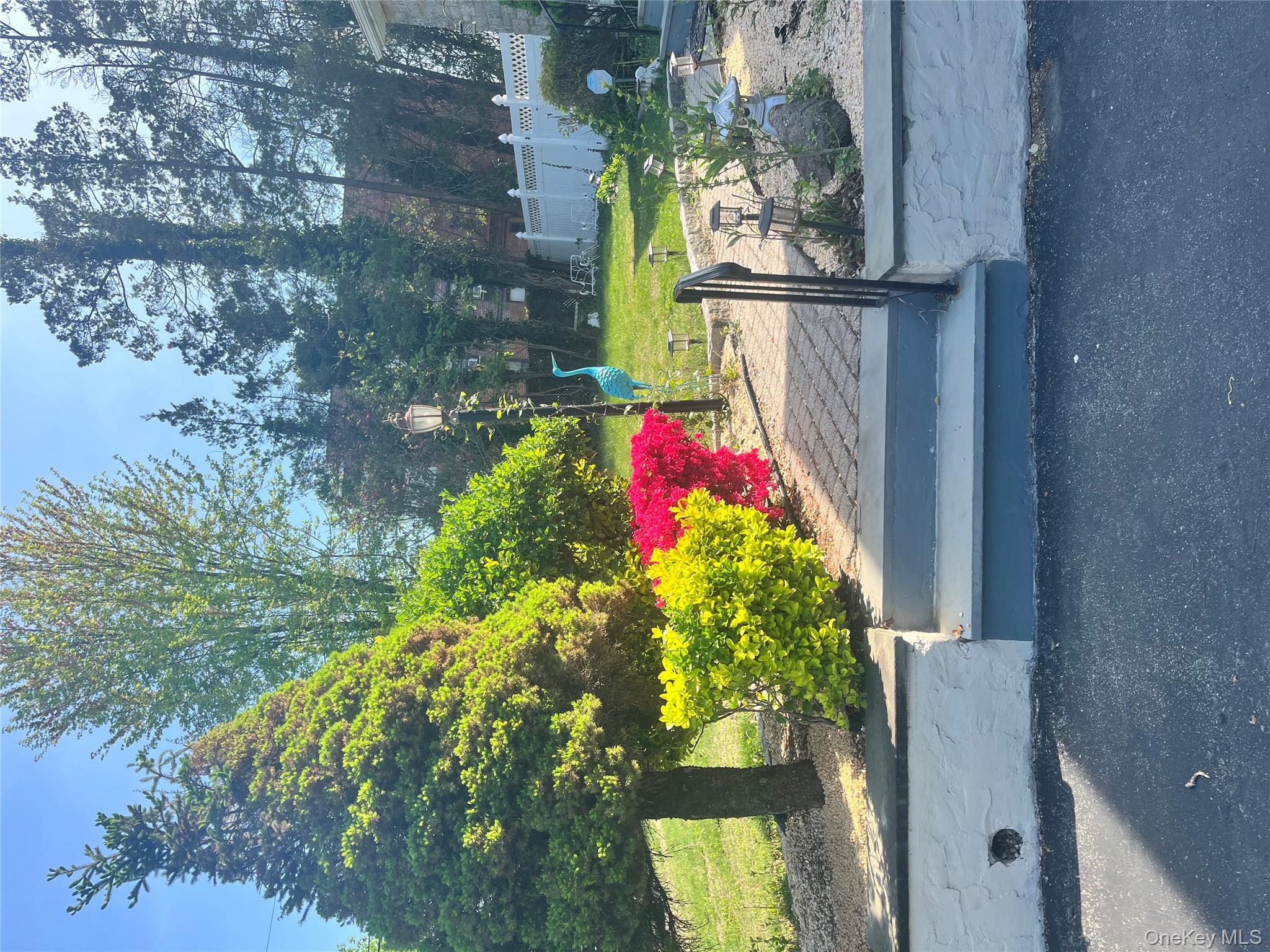 #4 photo, 61 Newport Road, Yonkers , NY 10710