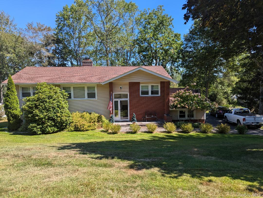 #1 photo, 148 Geymer Drive, Mahopac , NY 10541