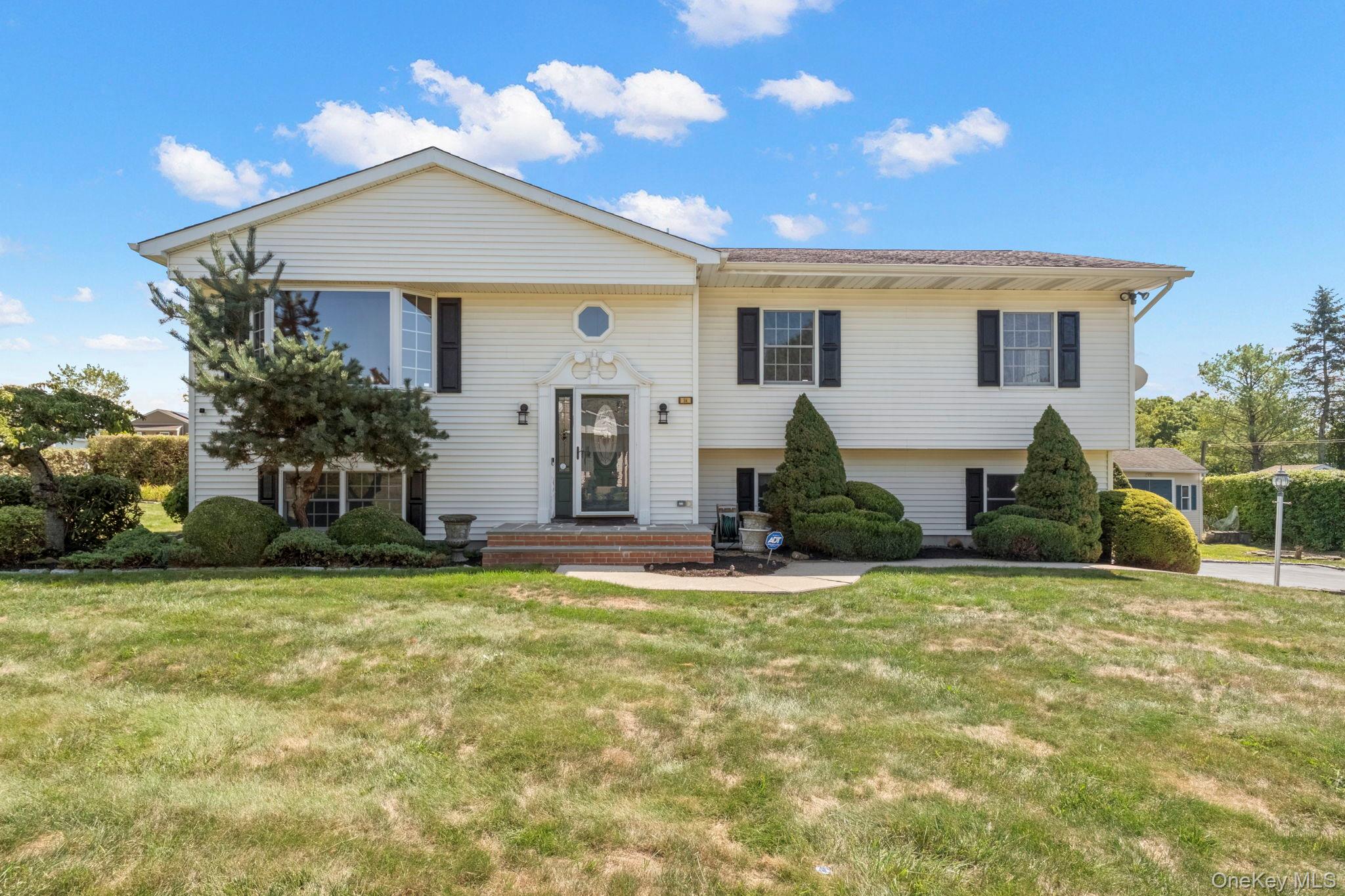 #1 photo, 56 Acorn Avenue, 纽约州 Middletown , NY 10941