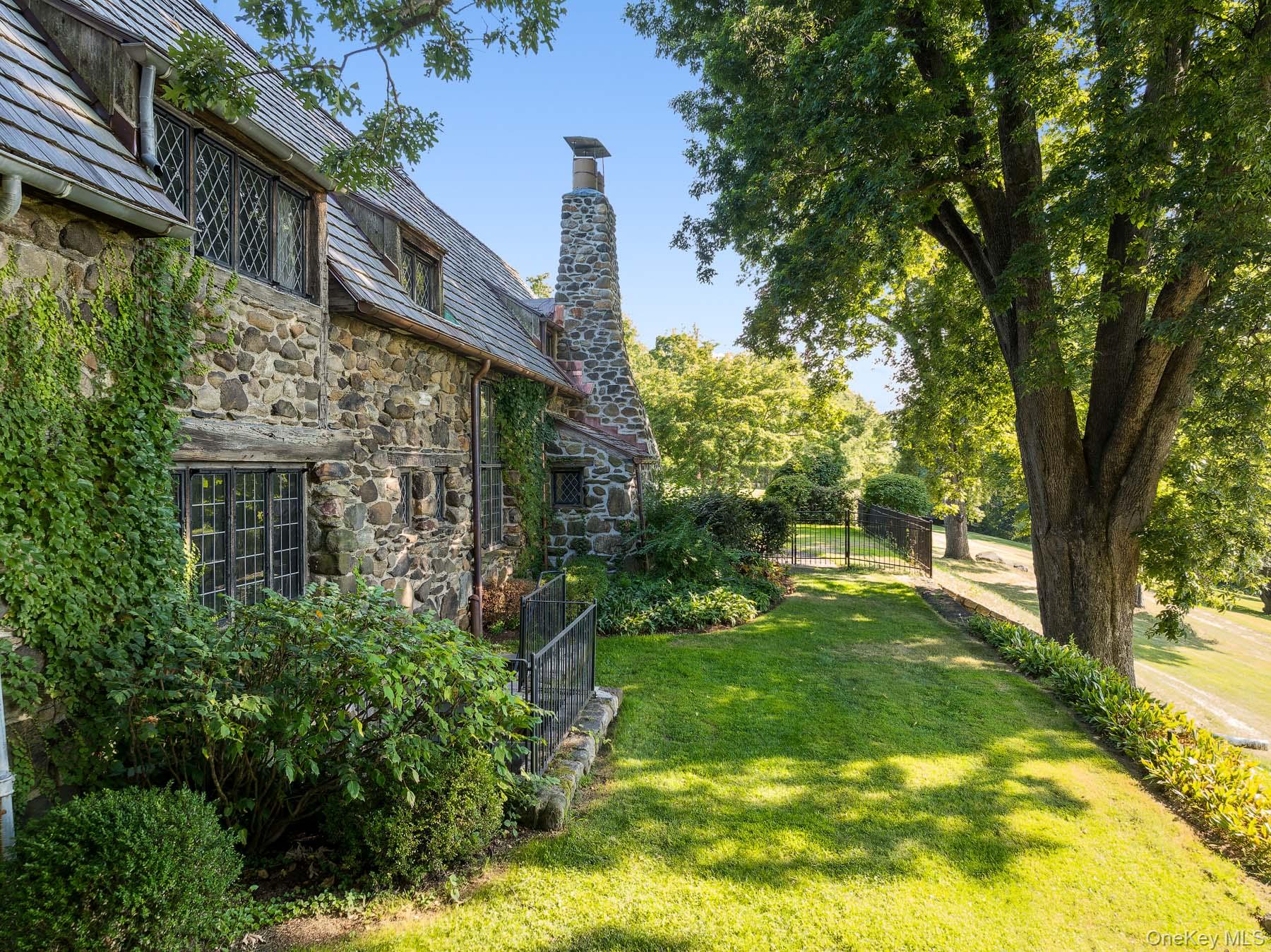 #6 photo, 99 Quaker Bridge Road, Croton-on-Hudson , NY 10520