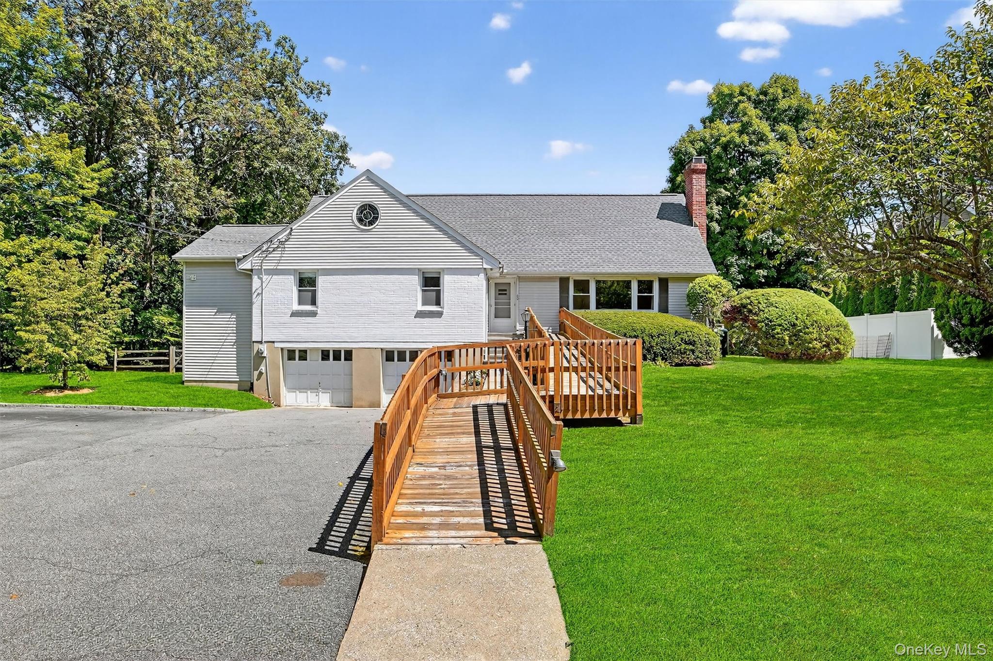 #1 photo, 60 Eton Road, Thornwood , NY 10594