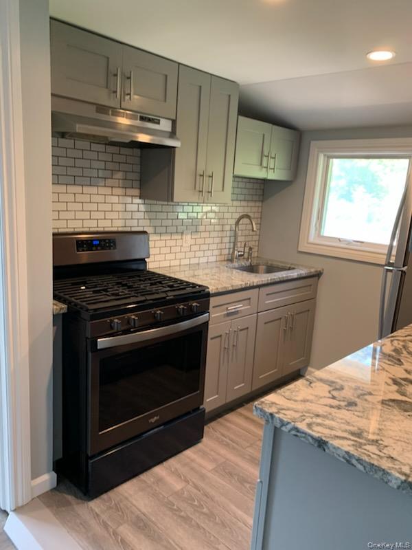 #1 photo, 1354 N Windsor Avenue, सफ़ोक काउंटी Bay Shore , NY 11706