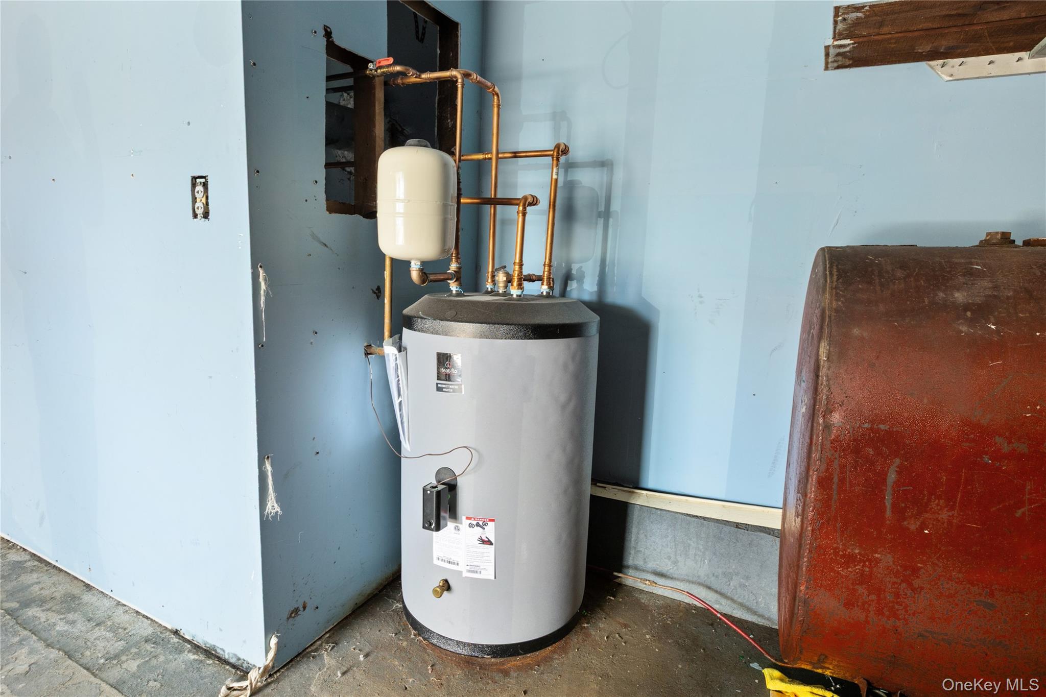 #18 photo, 10 Pine Place, サフォーク郡 Lindenhurst , NY 11757