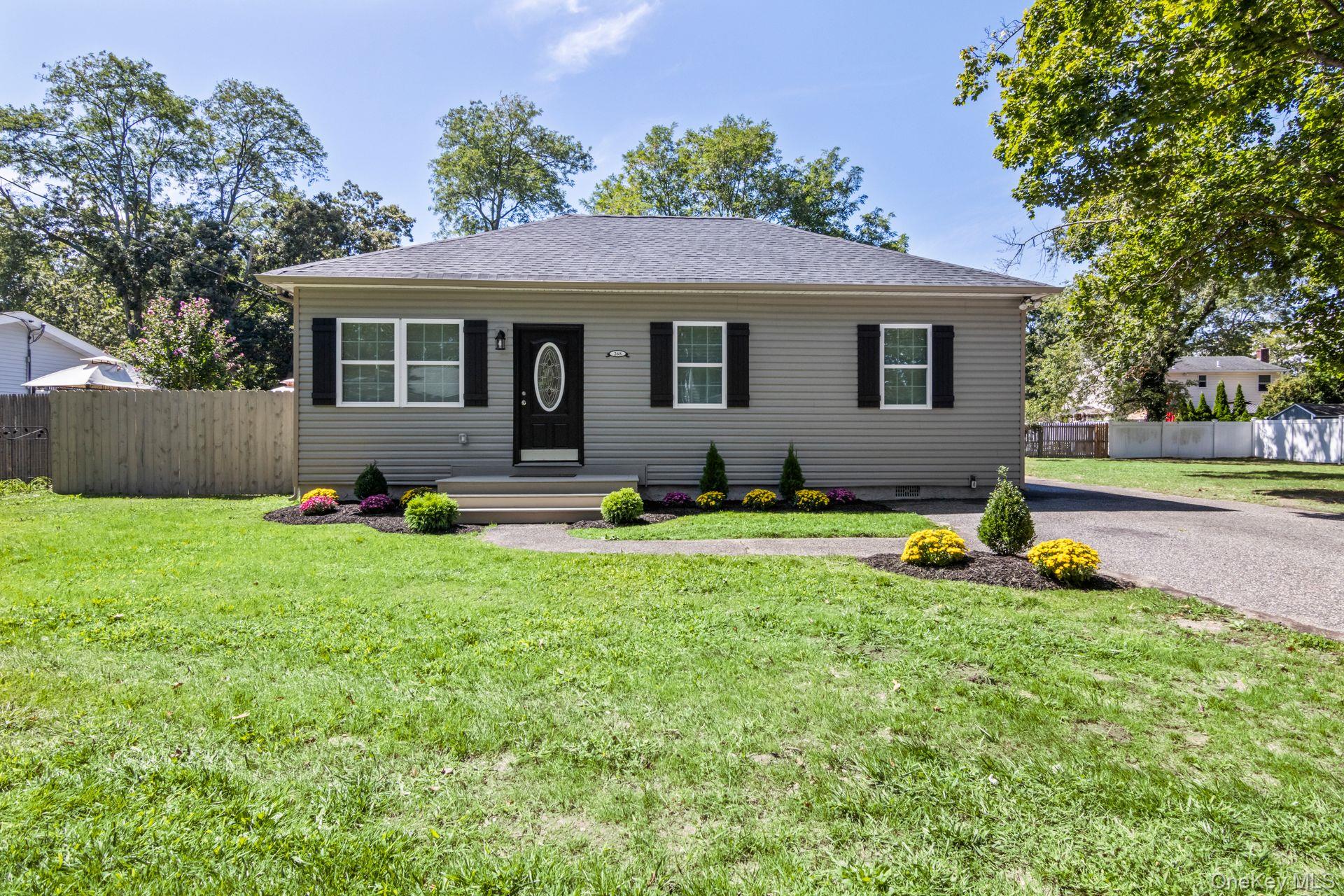 #1 photo, 268 Beaver Drive, Mastic Beach , NY 11951