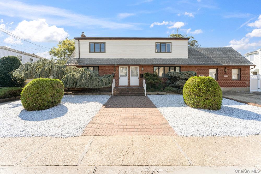 #1 photo, 376 Hunnewell Avenue, ナッソー郡 Elmont , NY 11003