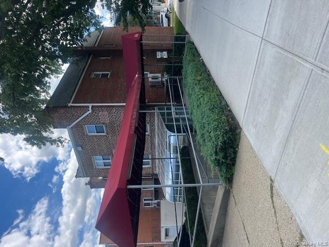 #6 photo, 67-41 Woodhaven Blvd, クイーンズ区 Rego Park , NY 11374