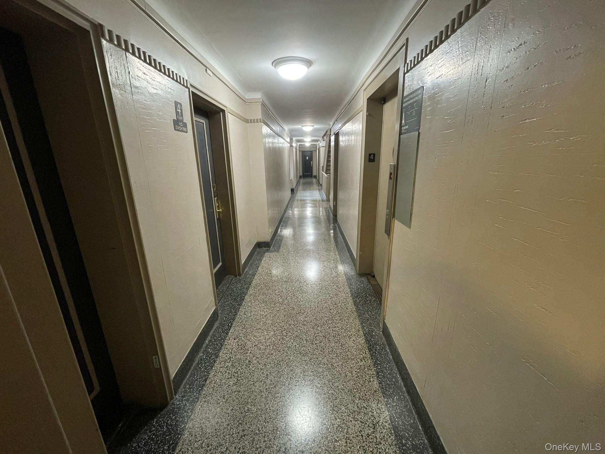 #10 photo, 100-11 67th Road, クイーンズ区 Forest Hills , NY 11375