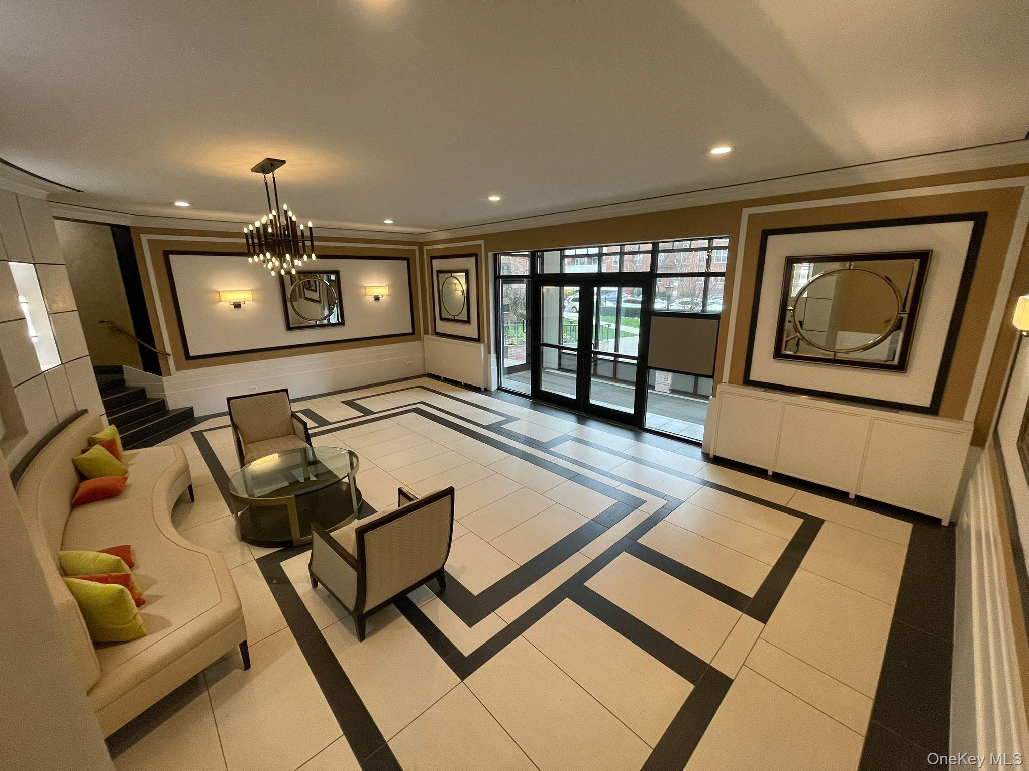 #7 photo, 100-11 67th Road, クイーンズ区 Forest Hills , NY 11375