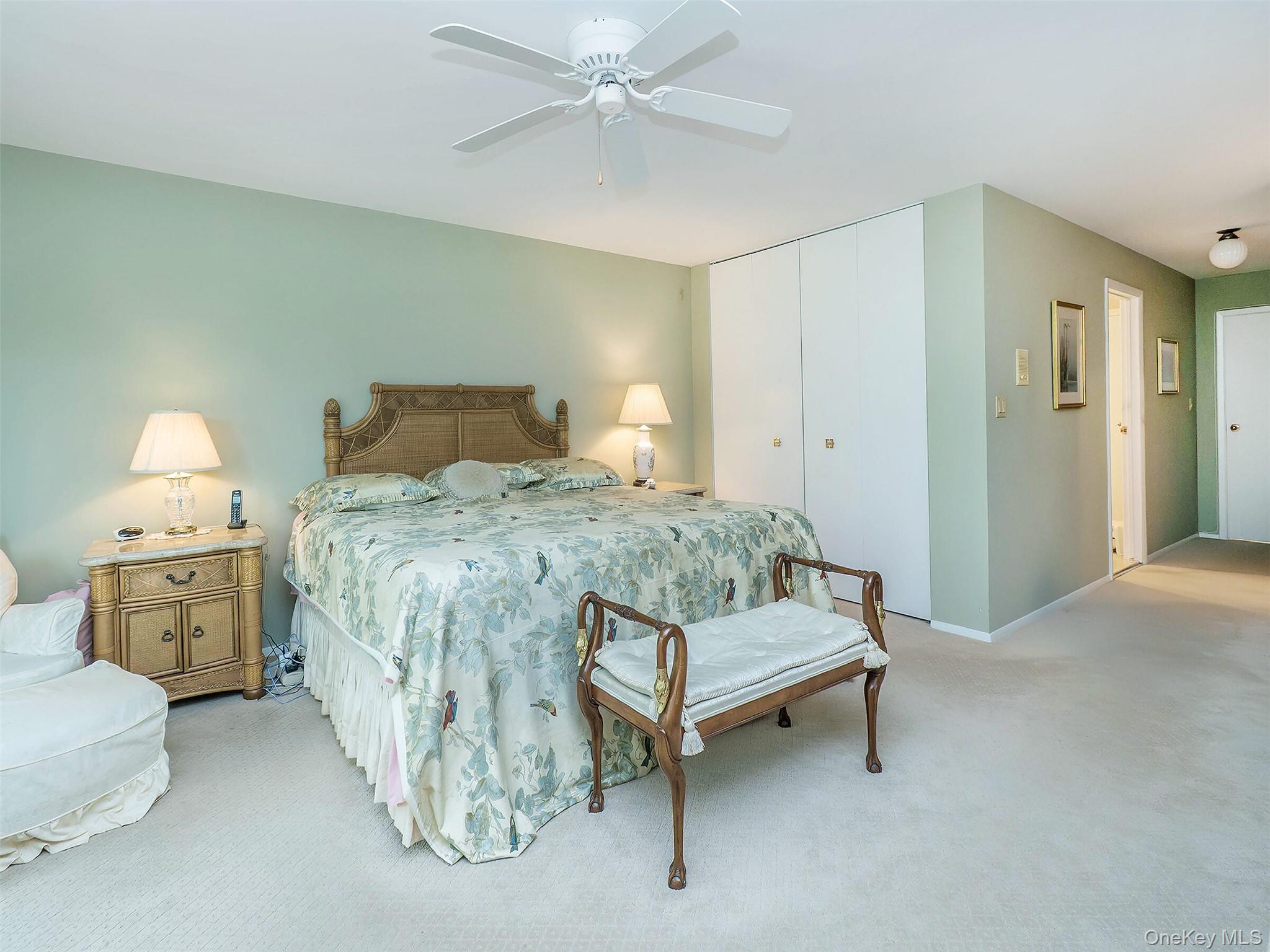 #19 photo, 100 The Glen, ナッソー郡 Glen Head , NY 11545