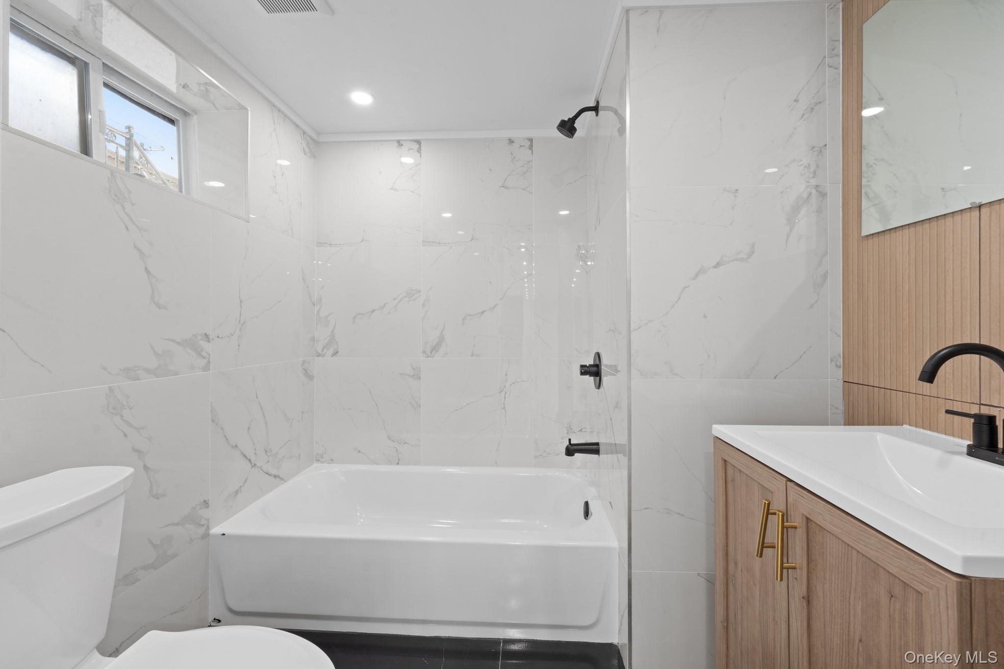 #14 photo, 11455 131st Street, クイーンズ区 South Ozone Park , NY 11420