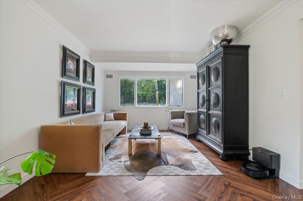 #4 photo, 236 Northfield Road, サフォーク郡 Hauppauge , NY 11788