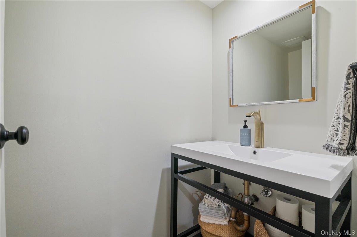 #7 photo, 236 Northfield Road, サフォーク郡 Hauppauge , NY 11788