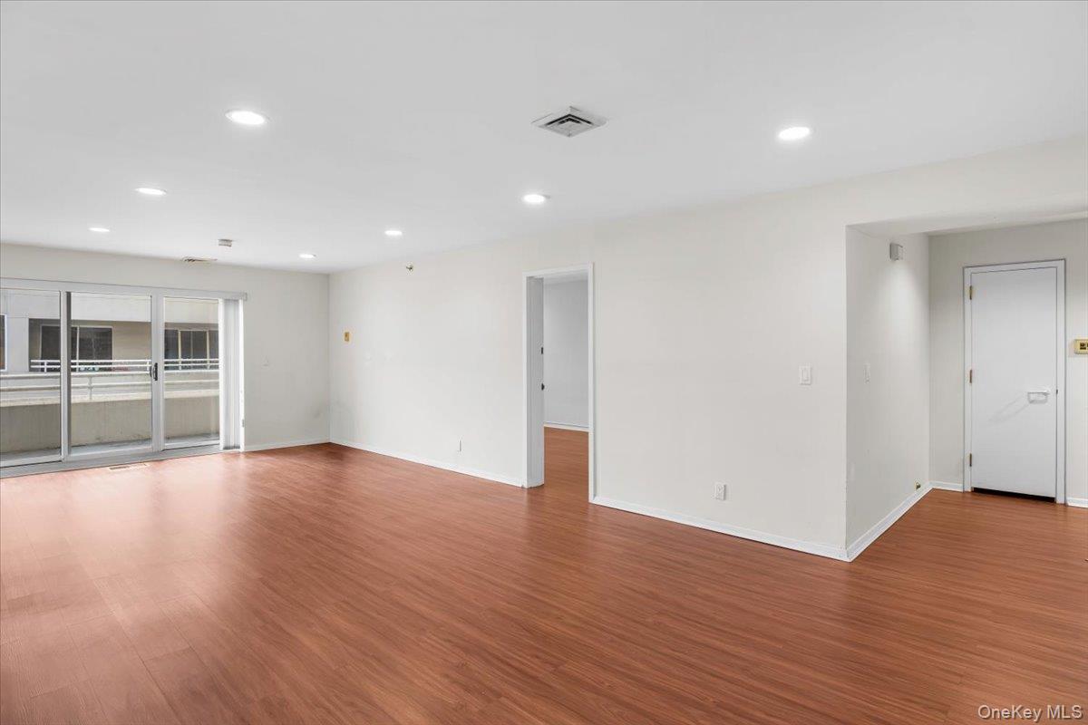 #14 photo, 100 Cuttermill Road, ナッソー郡 Great Neck , NY 11021