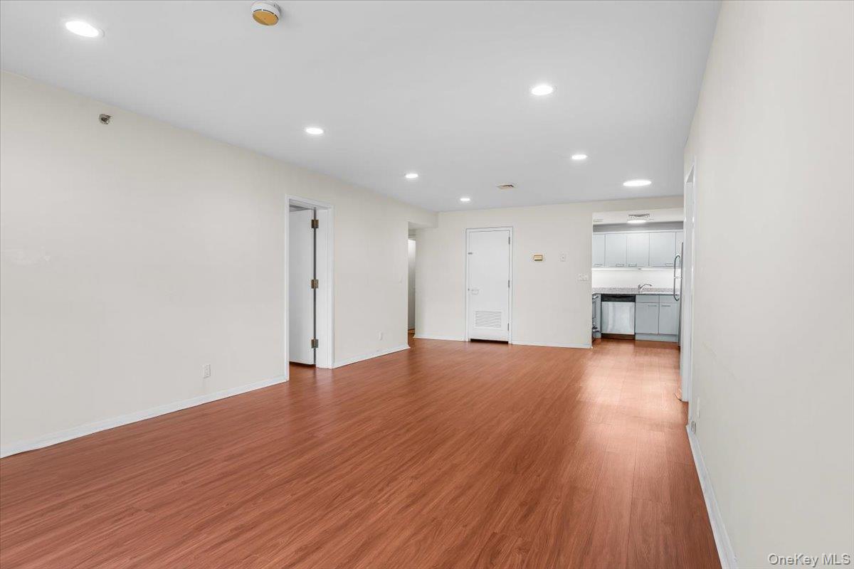 #16 photo, 100 Cuttermill Road, ナッソー郡 Great Neck , NY 11021