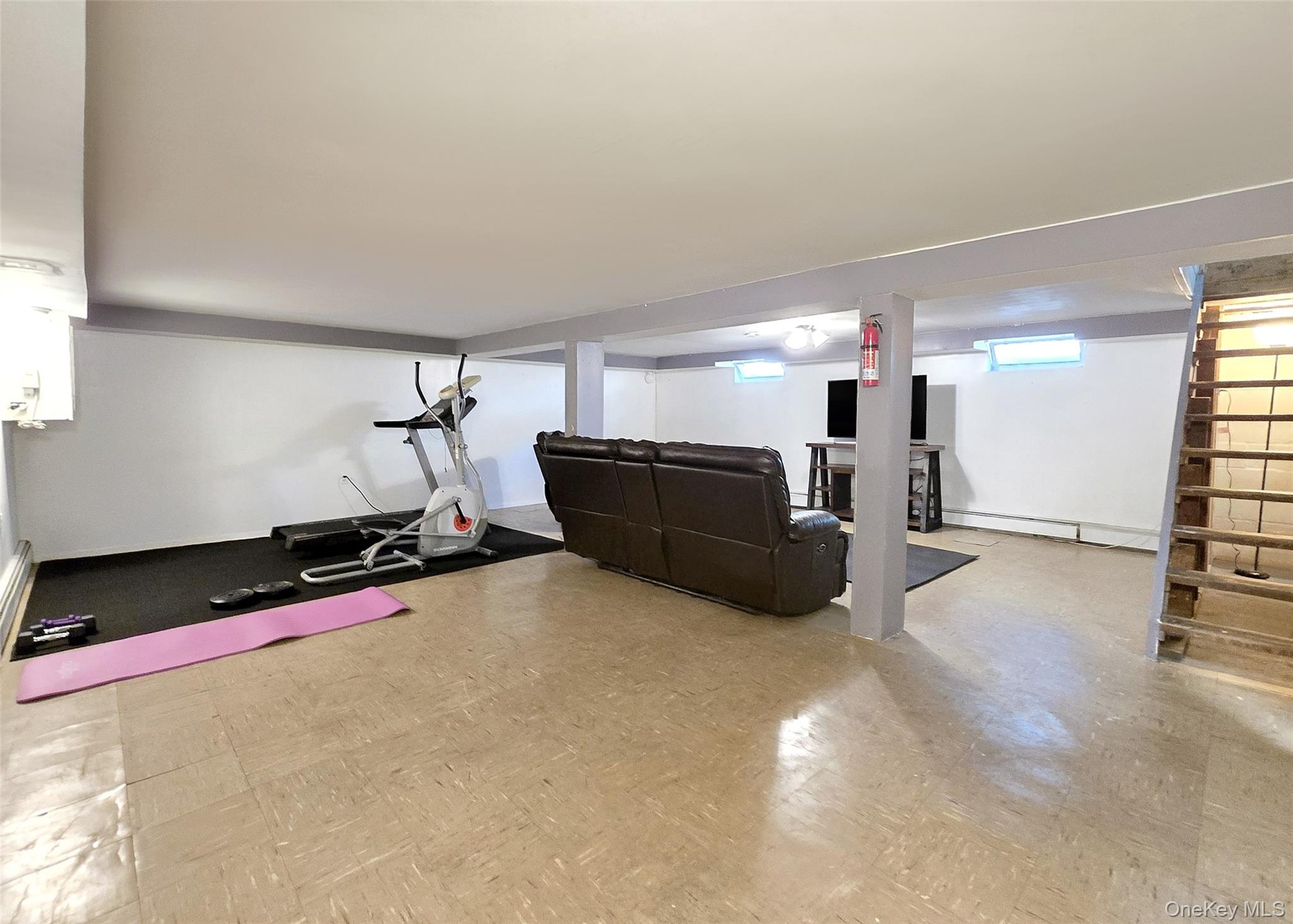 #20 photo, 945 Benedict Street, サフォーク郡 Bohemia , NY 11716