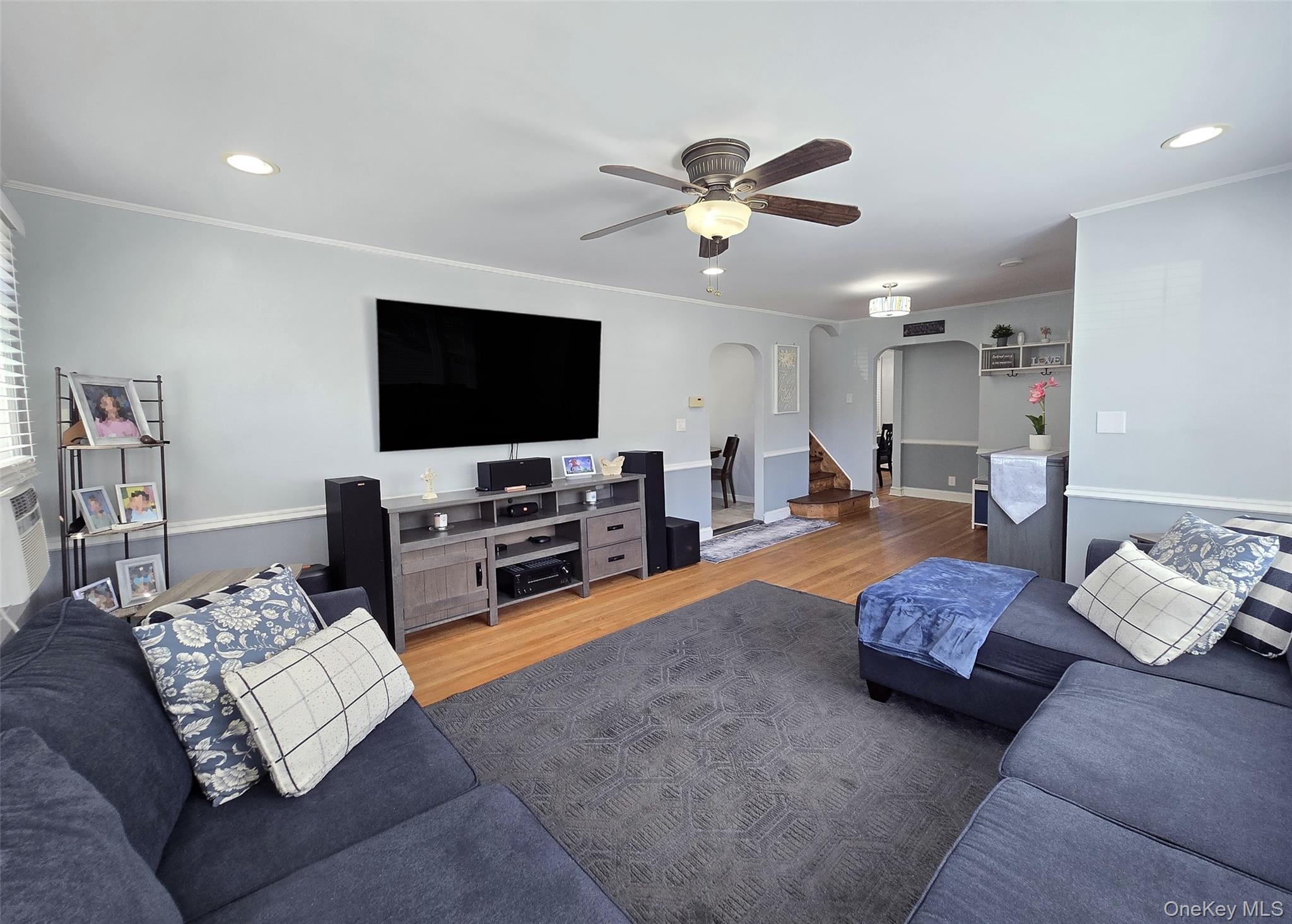 #7 photo, 945 Benedict Street, サフォーク郡 Bohemia , NY 11716