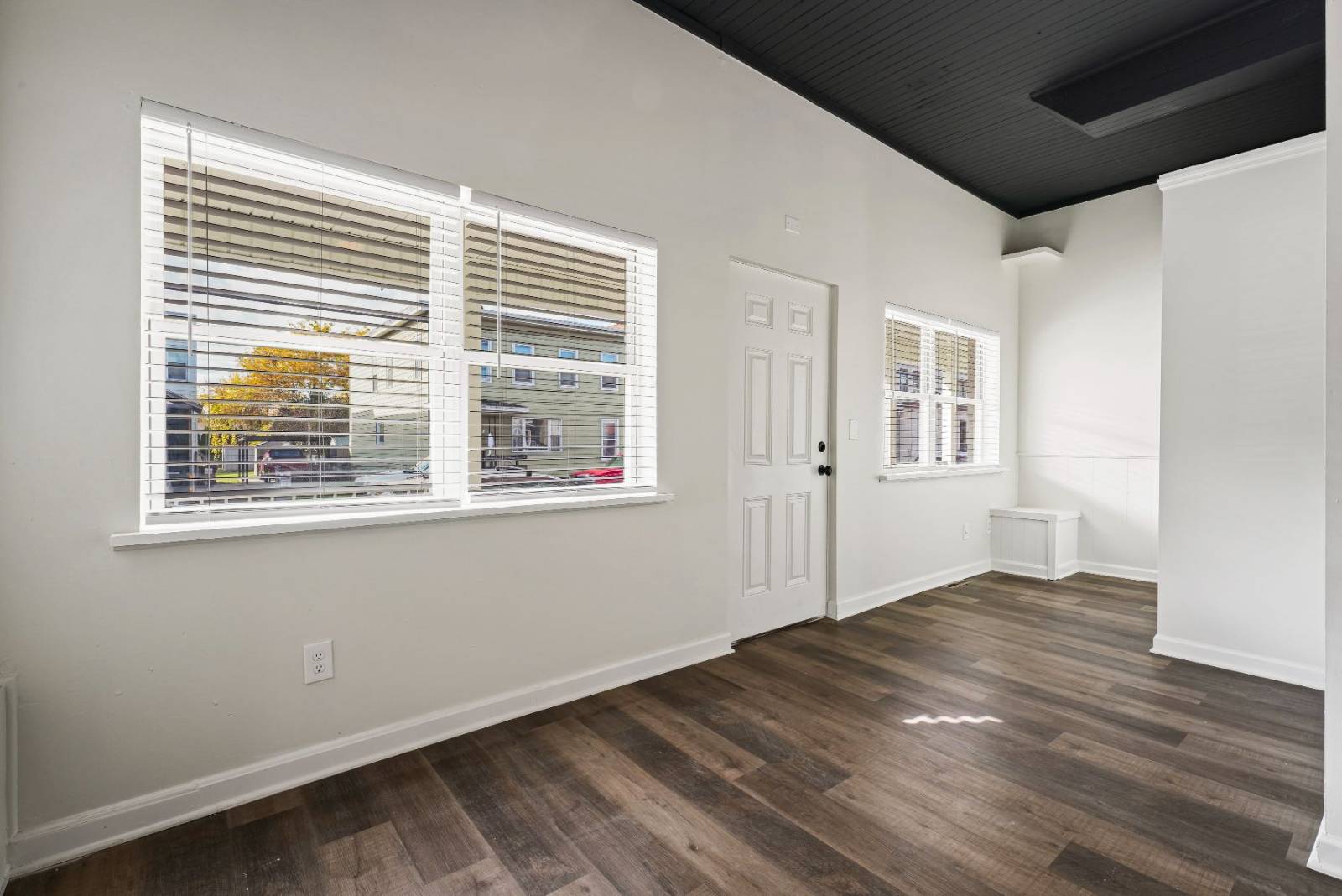 #3 photo, 42 Saratoga Ave, #1E, Mechanicville , NY 12118