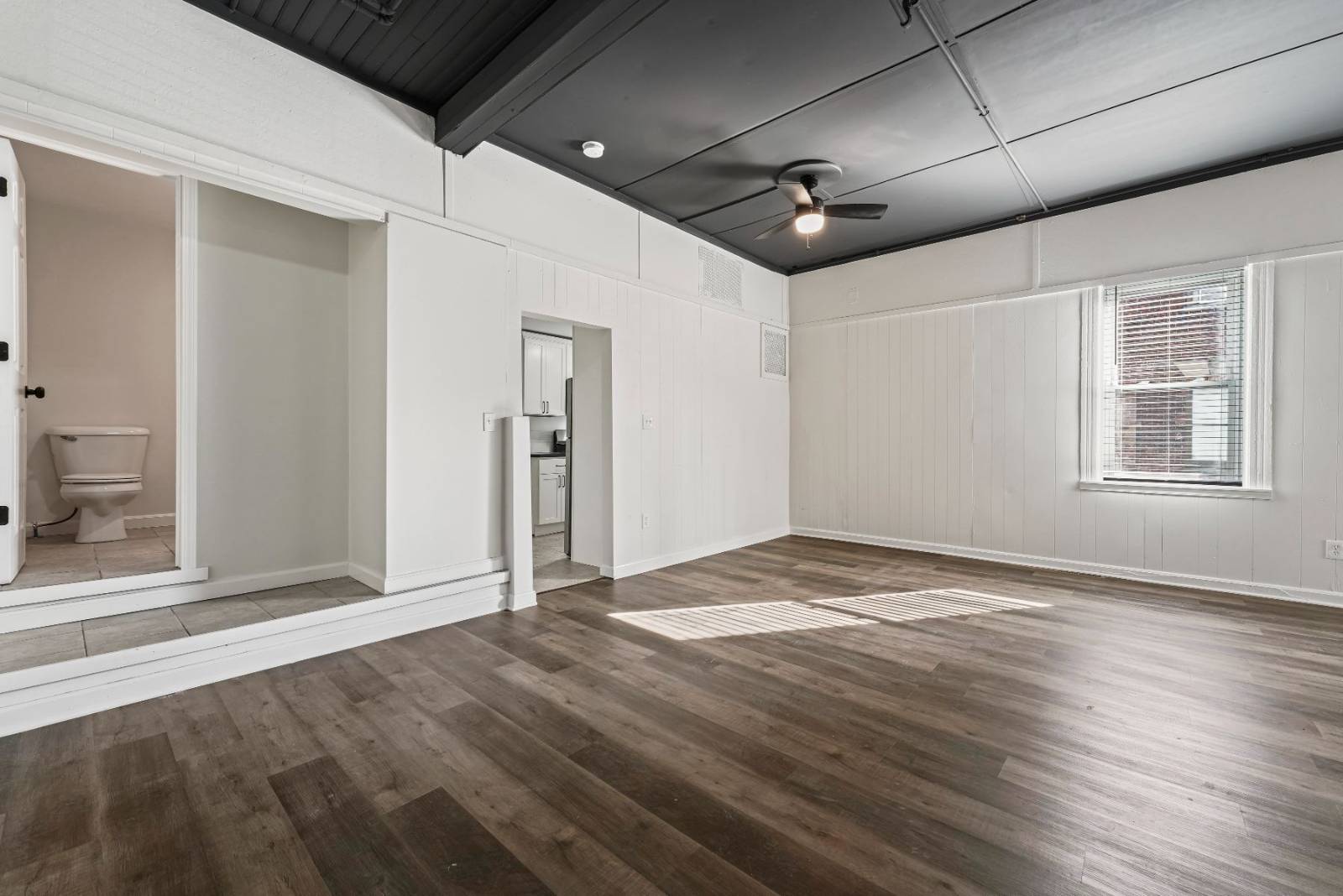 #5 photo, 42 Saratoga Ave, #1E, Mechanicville , NY 12118