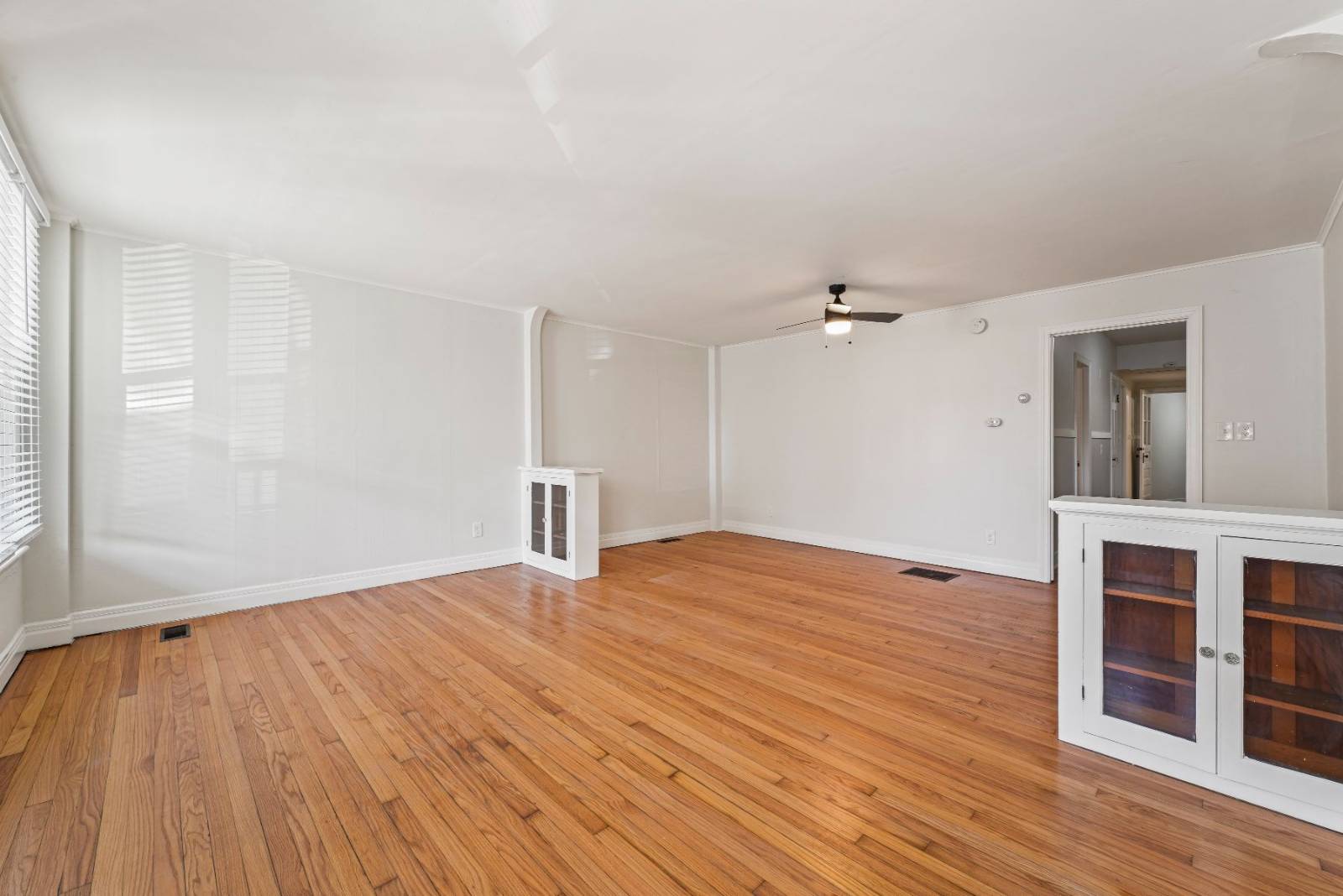 #4 photo, 42 Saratoga Ave, #1W, Mechanicville , NY 12118