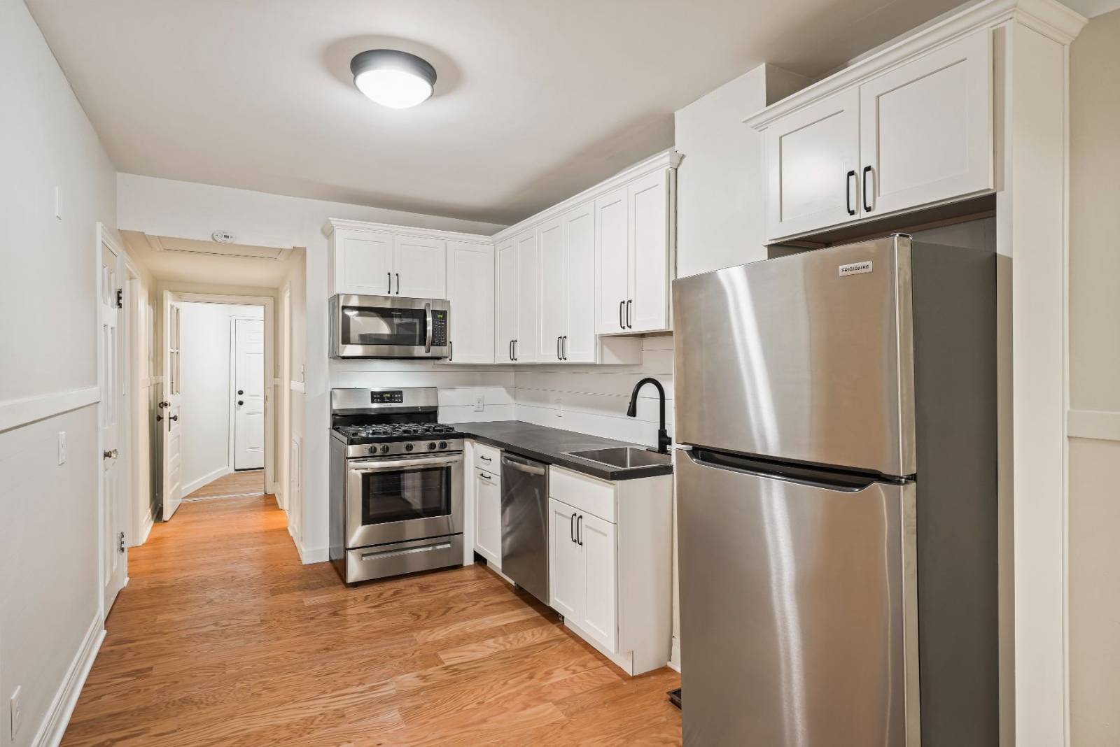 #8 photo, 42 Saratoga Ave, #1W, Mechanicville , NY 12118