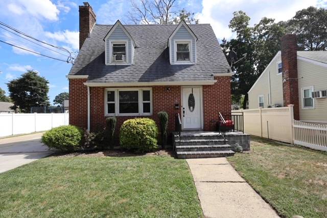 #1 photo, 40 Wagner Ave, ナッソー郡 Roosevelt , NY 11575