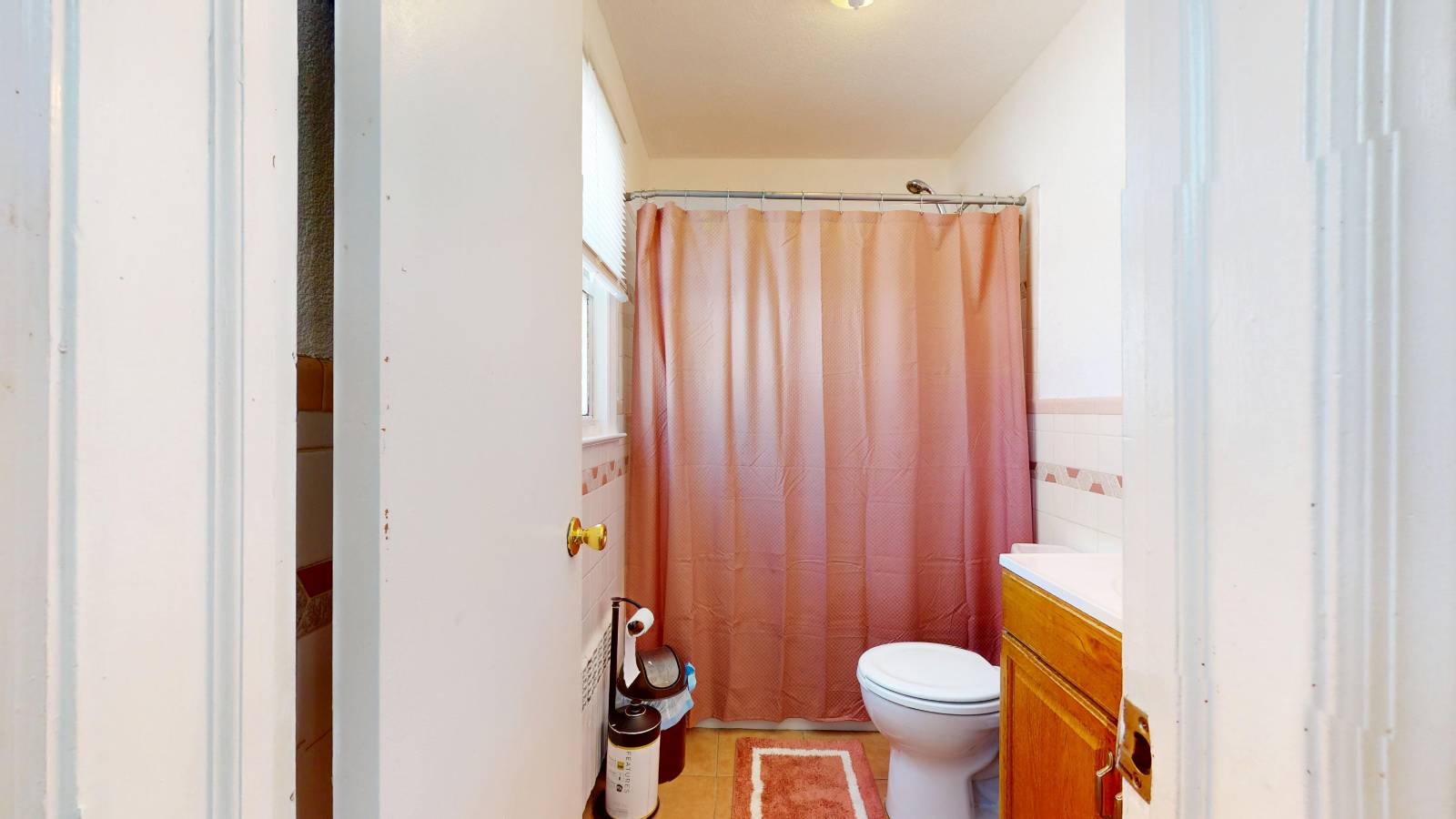 #11 photo, 40 Wagner Ave, ナッソー郡 Roosevelt , NY 11575