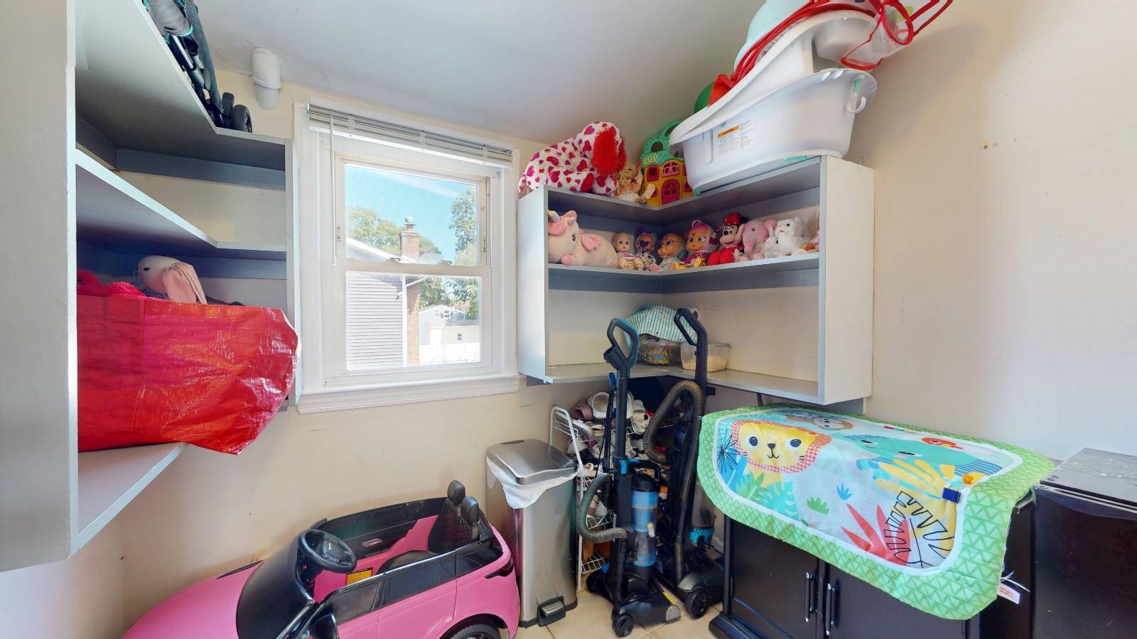 #19 photo, 40 Wagner Ave, ナッソー郡 Roosevelt , NY 11575