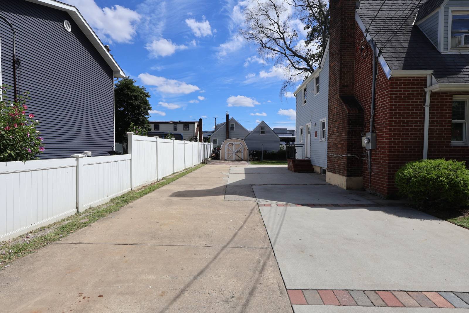 #29 photo, 40 Wagner Ave, ナッソー郡 Roosevelt , NY 11575