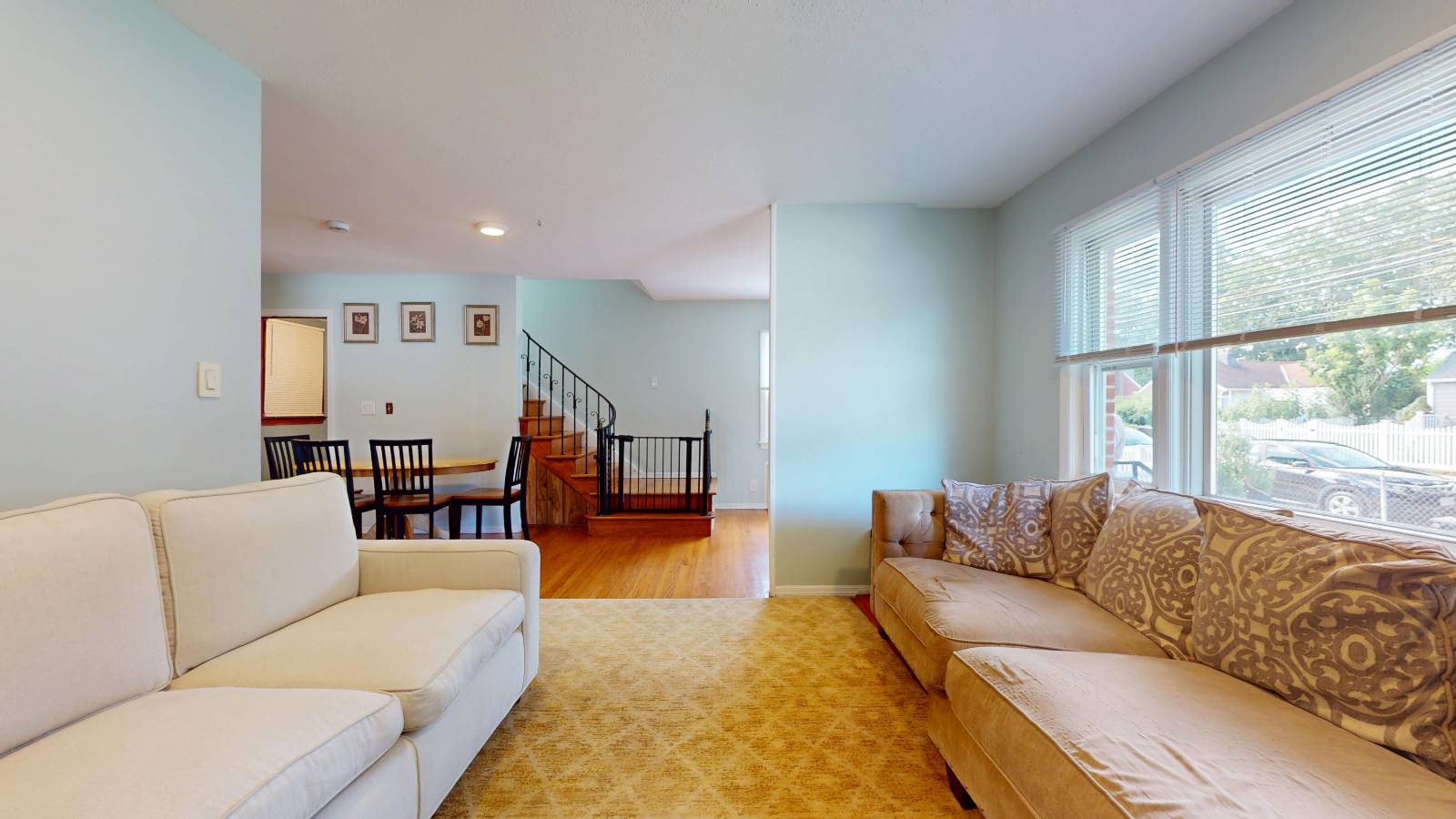 #5 photo, 40 Wagner Ave, ナッソー郡 Roosevelt , NY 11575