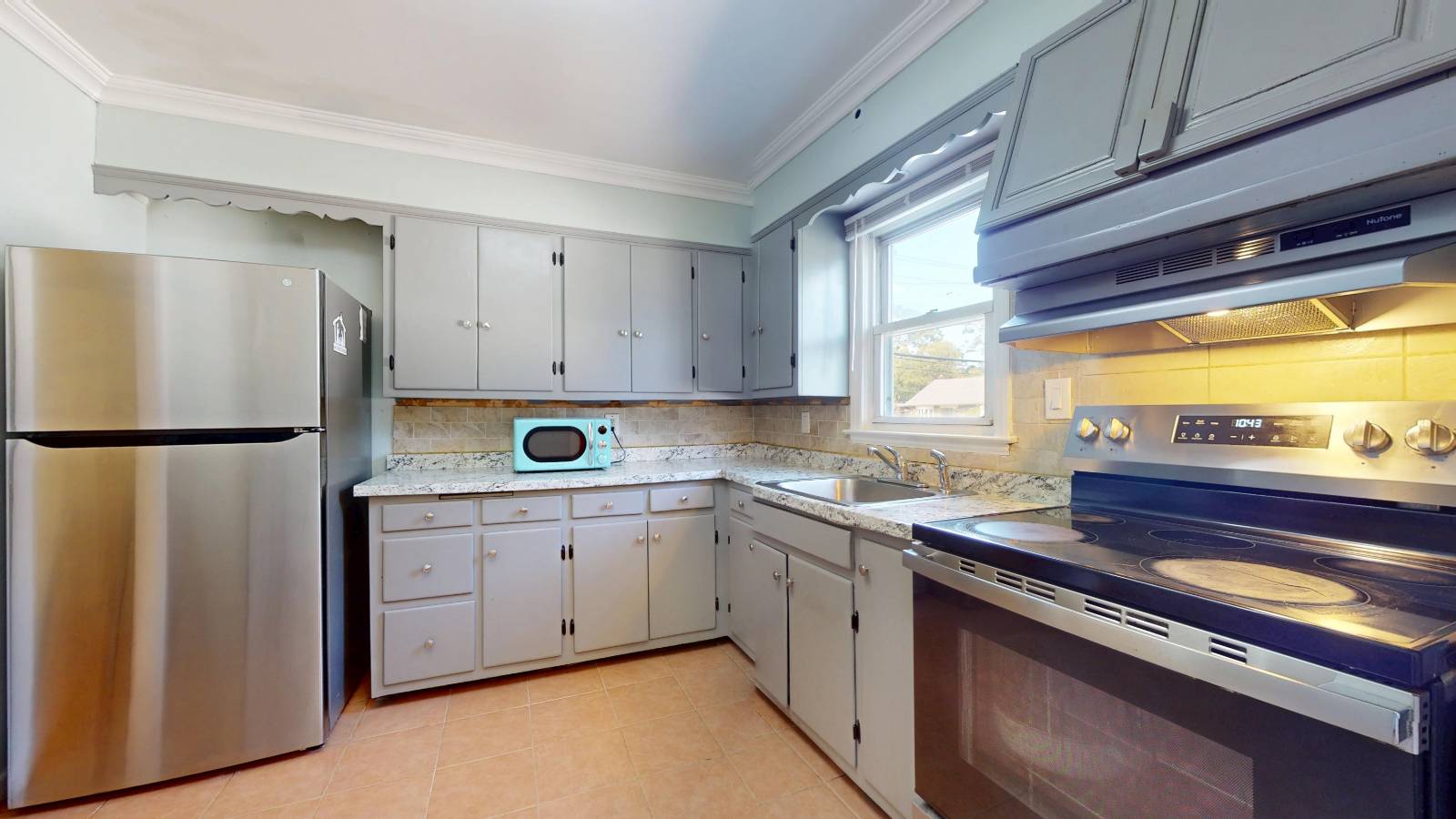 #6 photo, 40 Wagner Ave, ナッソー郡 Roosevelt , NY 11575