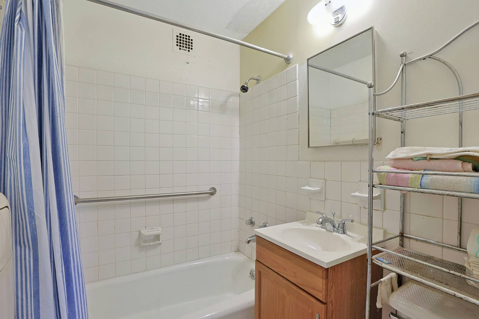 #14 photo, 290 West 232, #4D, ブロンクス区 Kingsbridge , NY 10463