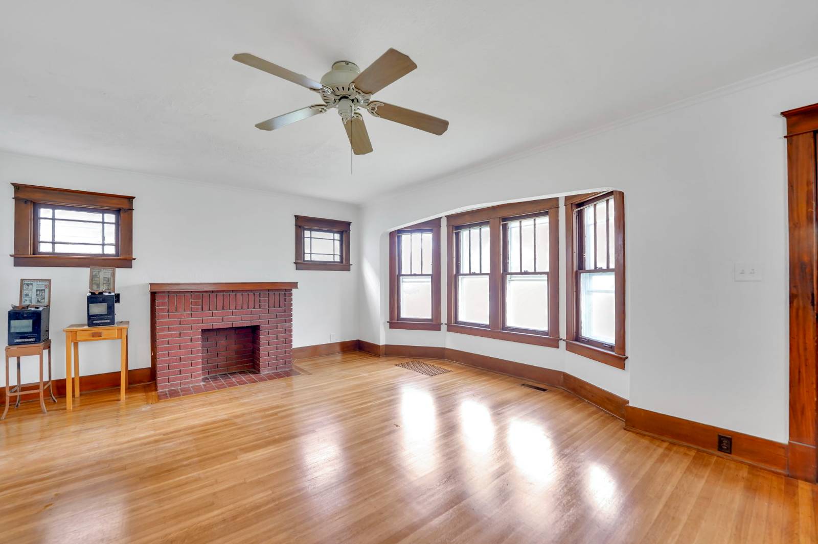 #11 photo, 63 Princeton Blvd, Tonawanda , NY 14217