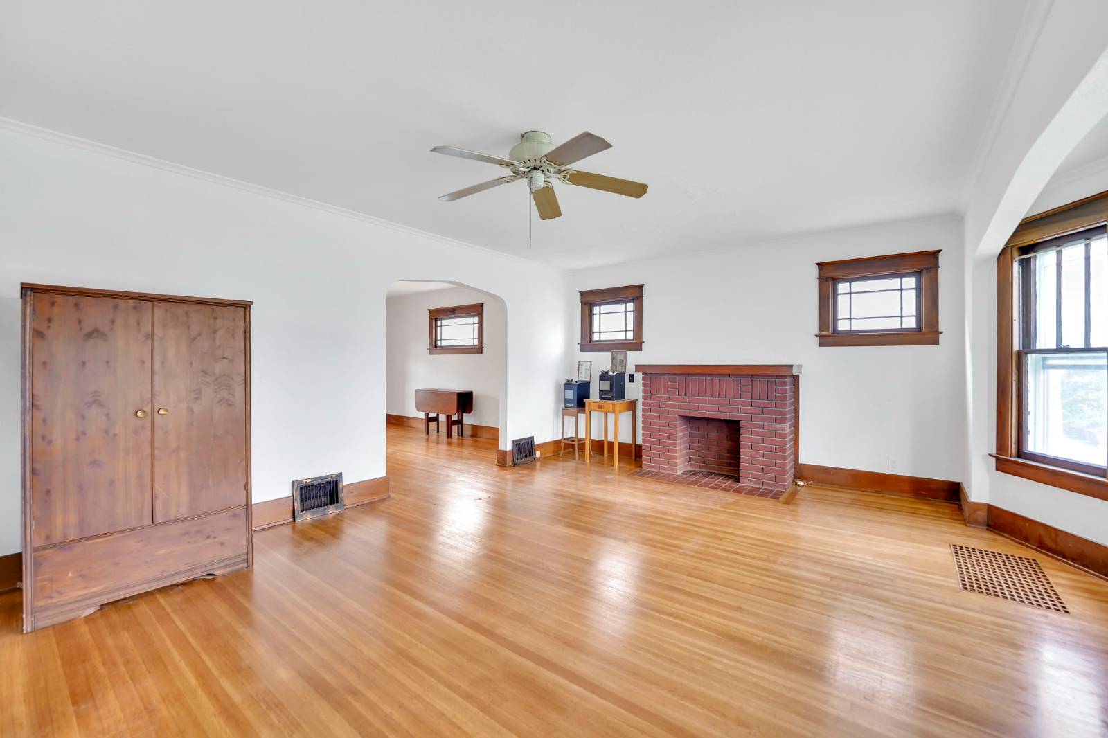 #12 photo, 63 Princeton Blvd, Tonawanda , NY 14217