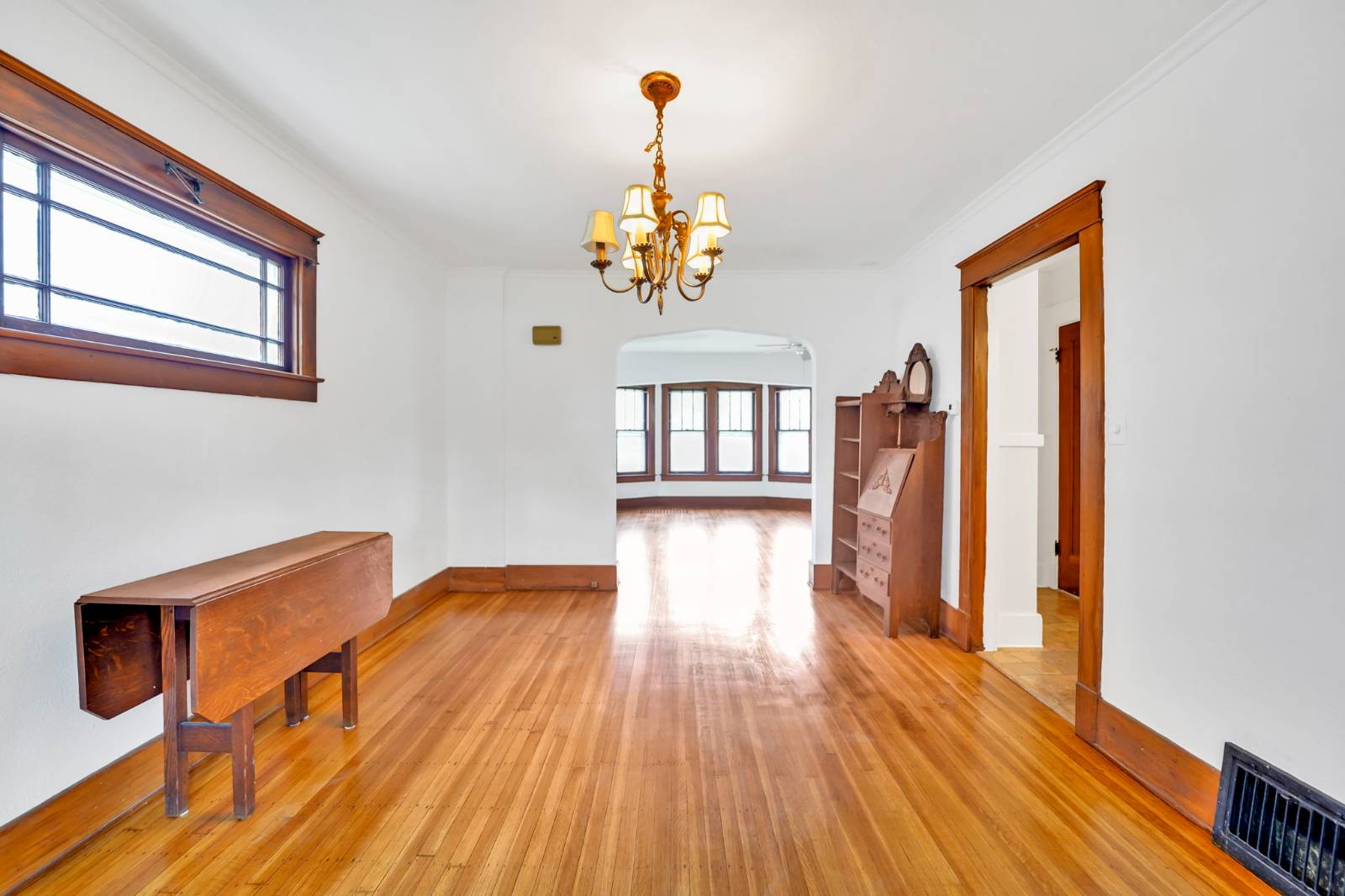 #17 photo, 63 Princeton Blvd, Tonawanda , NY 14217