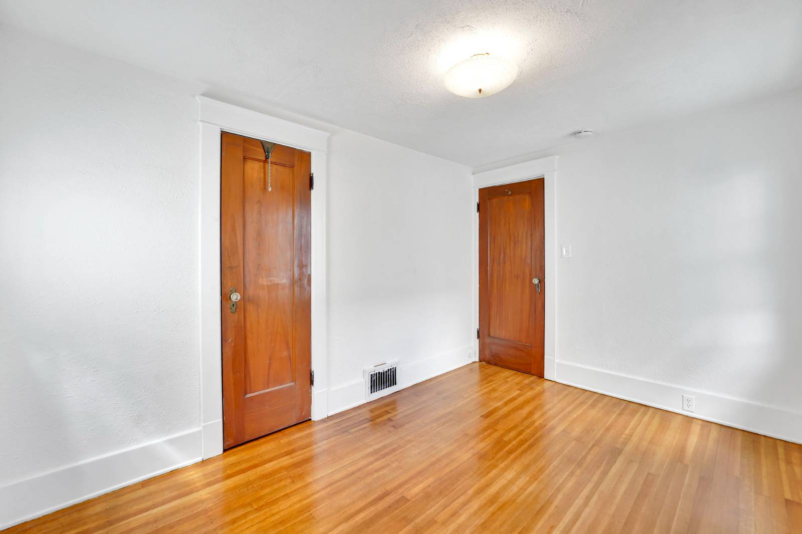 #31 photo, 63 Princeton Blvd, Tonawanda , NY 14217