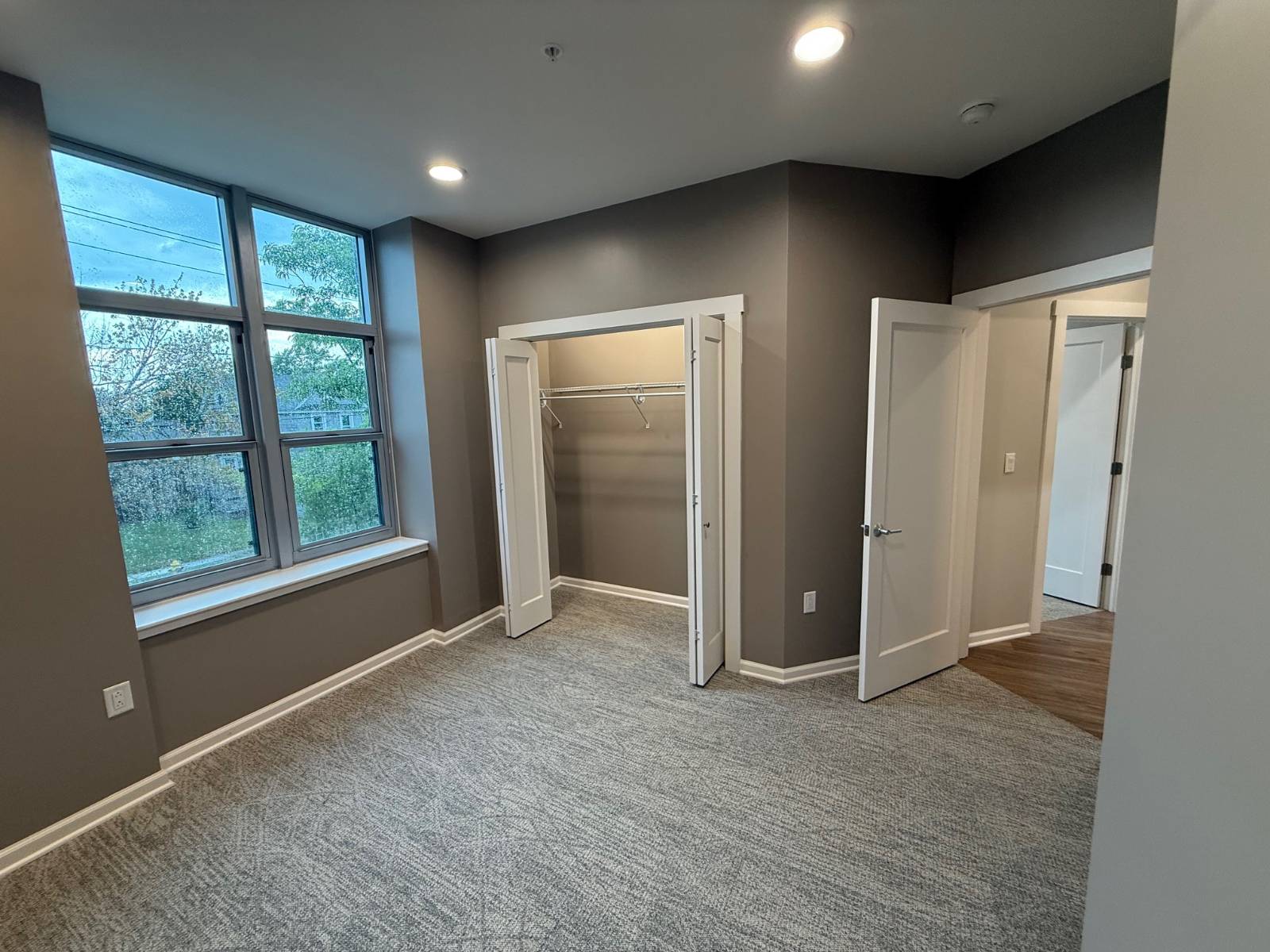 #10 photo, 214 Kinne St, #208, East Syracuse , NY 13057