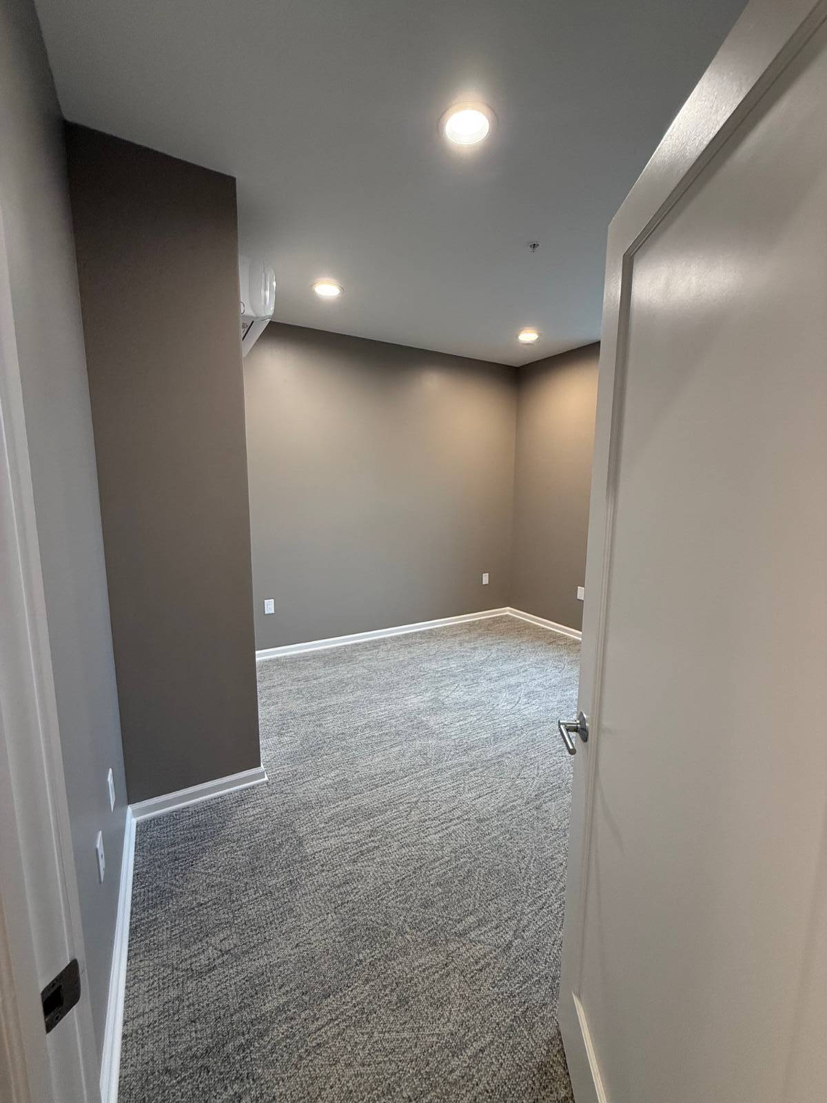 #9 photo, 214 Kinne St, #208, East Syracuse , NY 13057