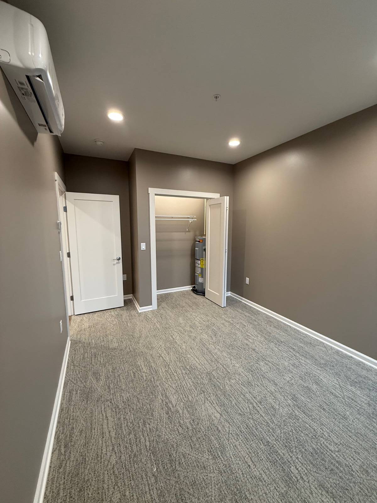 #8 photo, 214 Kinne St, #209, East Syracuse , NY 13057