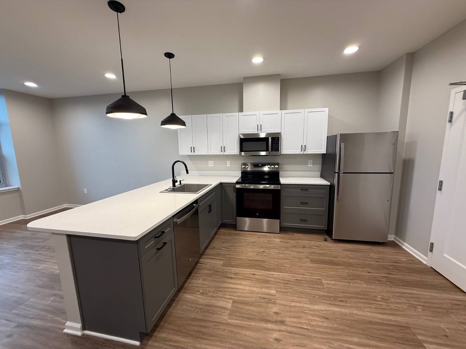 #5 photo, 214 Kinne St, #210, East Syracuse , NY 13057